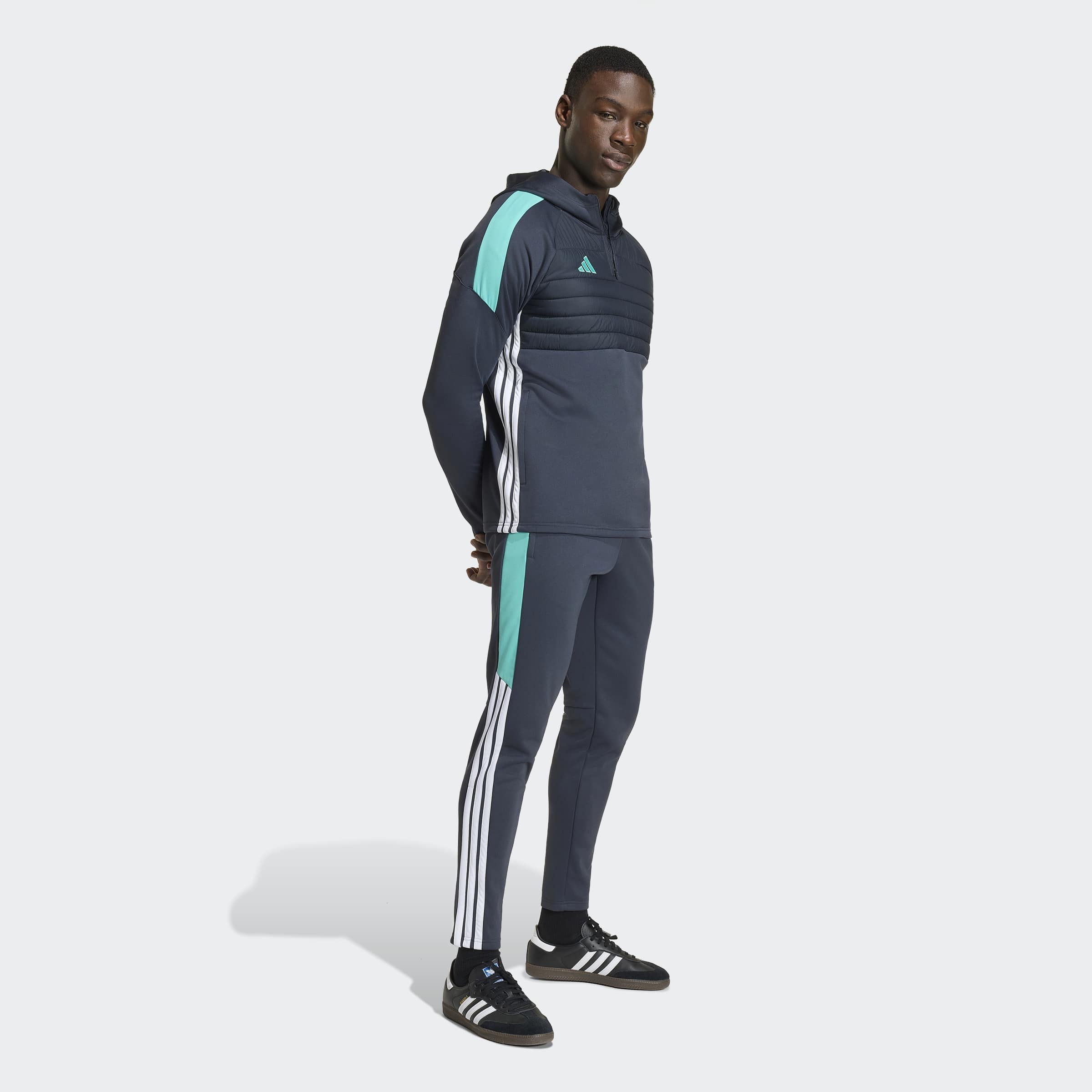 adidas Performance Trainingshose »TIRO 26 ESSENTIALS WINTERIZED«