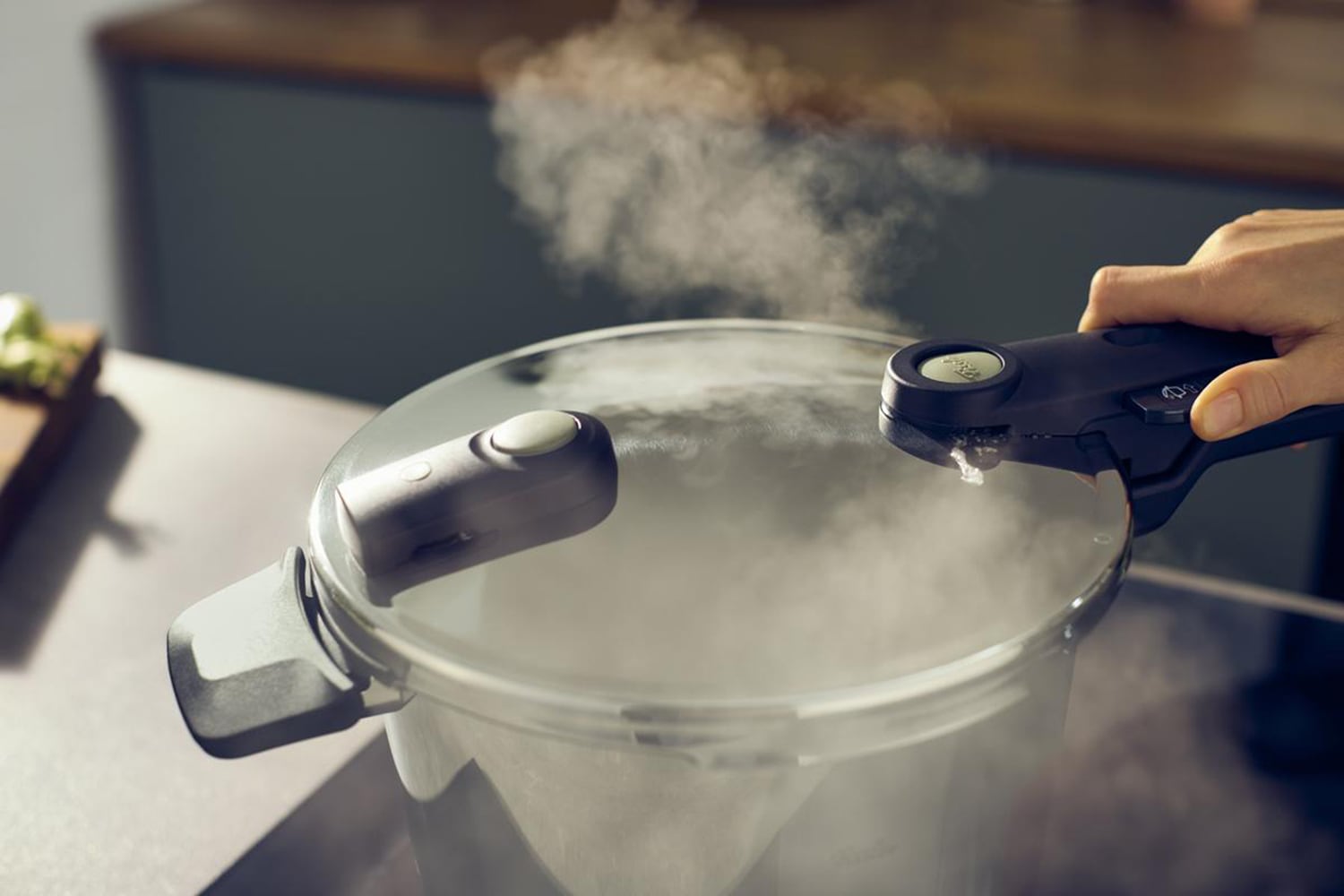 Fissler Schnellkochtopf »Vitaquick®Elemental Dampfkochtopf Premium Drucktopf« Set, Schnellkochtopf + Schnellbratpfanne + 1 Deckel, 3 tlg. Edelstahl 18/10
