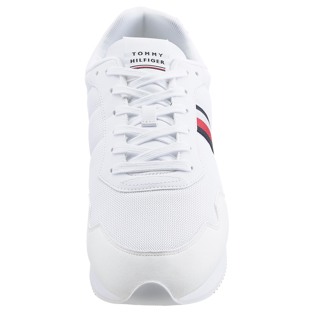 Tommy Hilfiger Sneaker »CORE LO RUNNER«, mit seitlichen Streifen