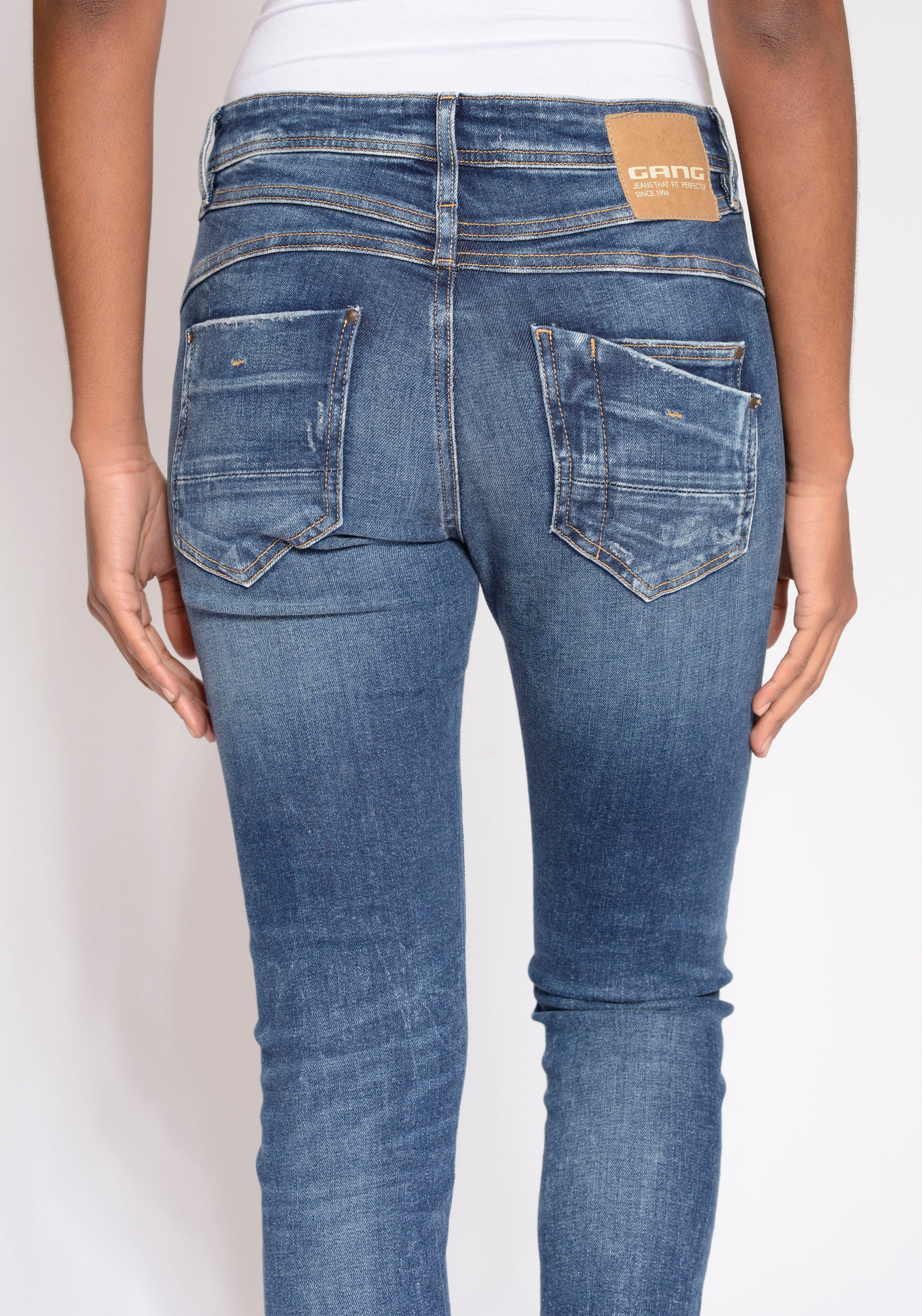 GANG Relax-fit-Jeans »94AMELIE«, mit doppelter Passe und tief sitzenden Taschen hinten