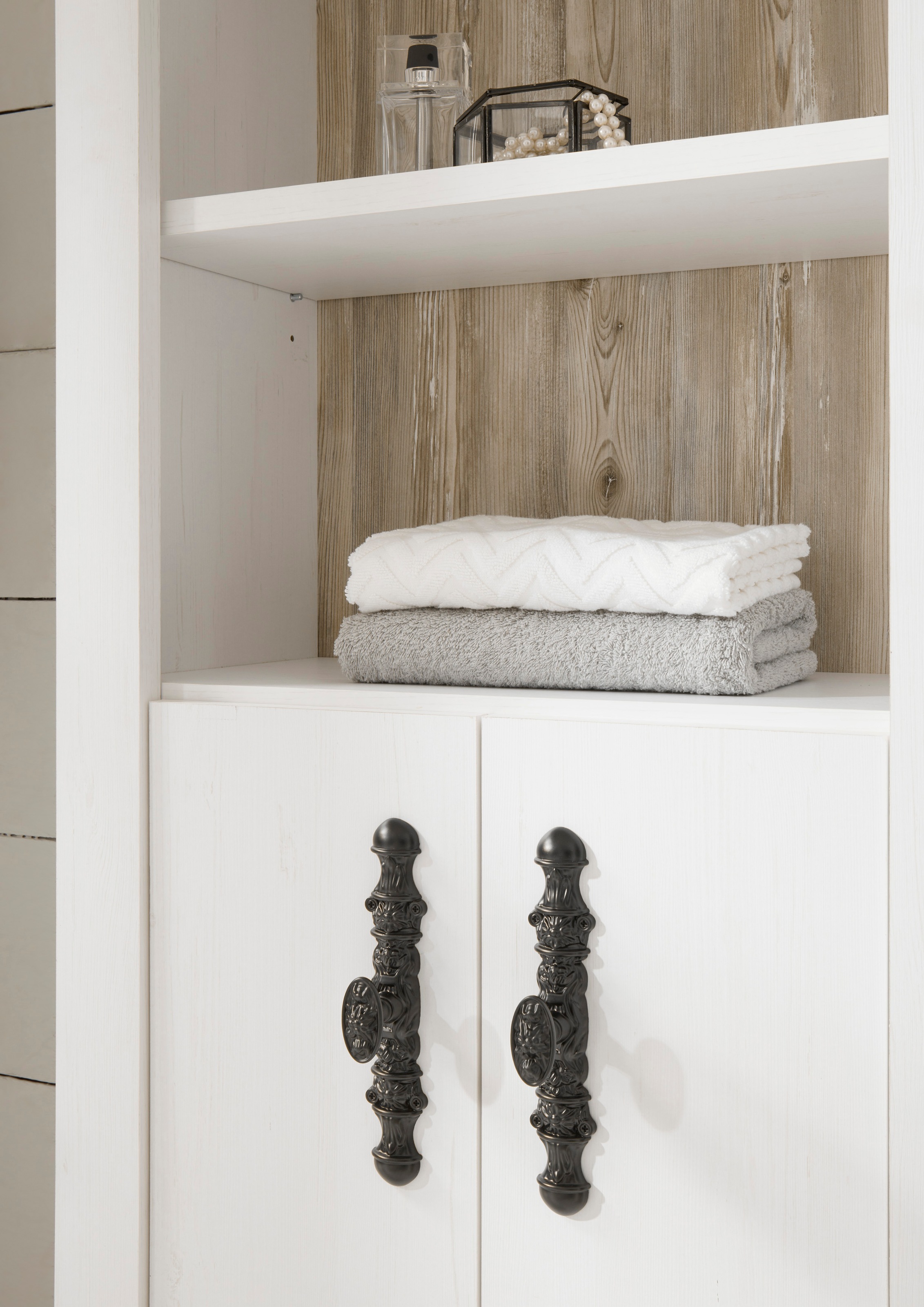 Home affaire Badmöbel-Set »Florenz, Bad im Landhausstil, 3-teiliges Badezimmer«, (3 St.), Hänge-Waschtisch, Schrank und Spiegel, in Pinie Weiß, Stauraum