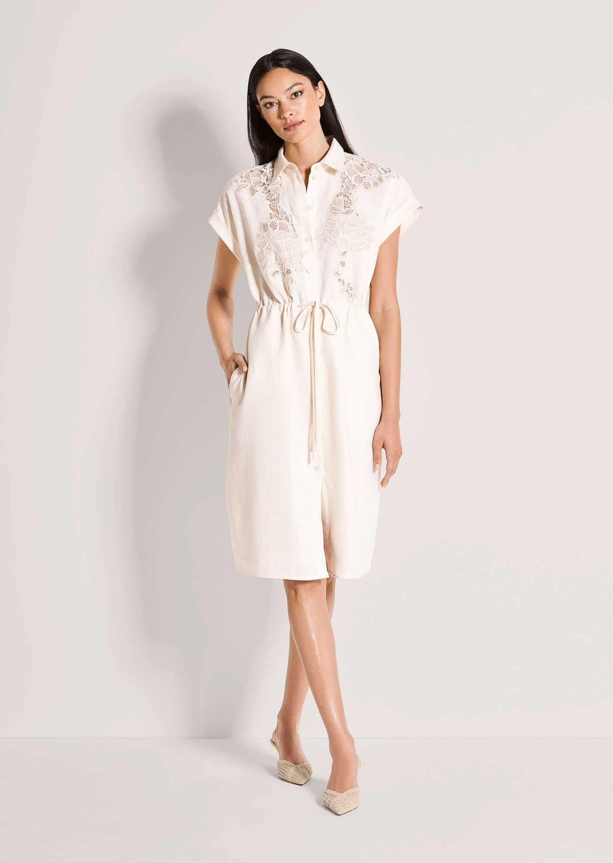 MADELEINE Sommerkleid »Hemdkleid Leinenkleid mit Spitzendetails« Nahttasche Hemdbluse mit Tunnelzug mit Bindeband in der Taillie