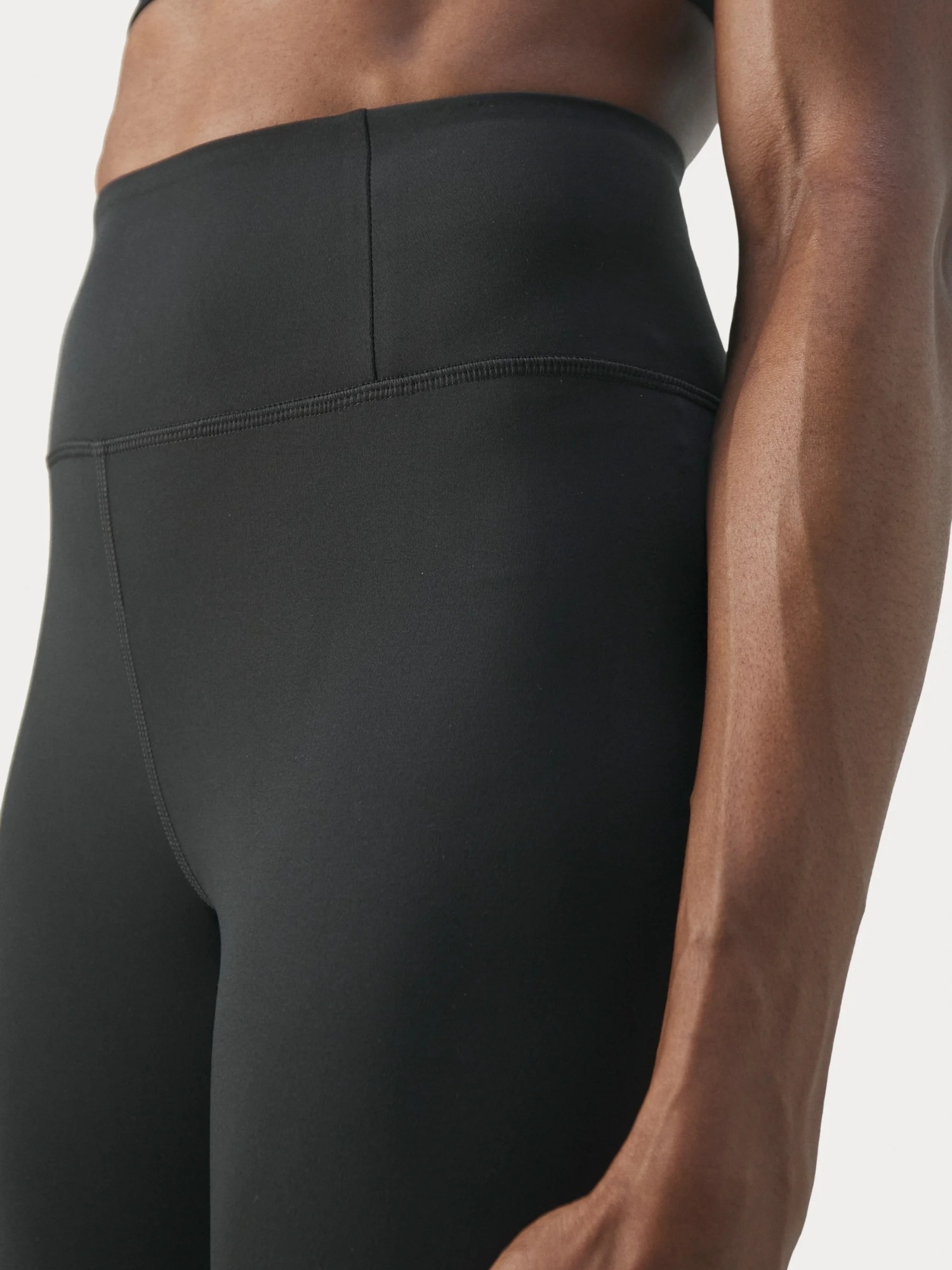 GIRLFRIEND COLLECTIVE Chinohose »Girlfriend Collective Trousers High-rise«