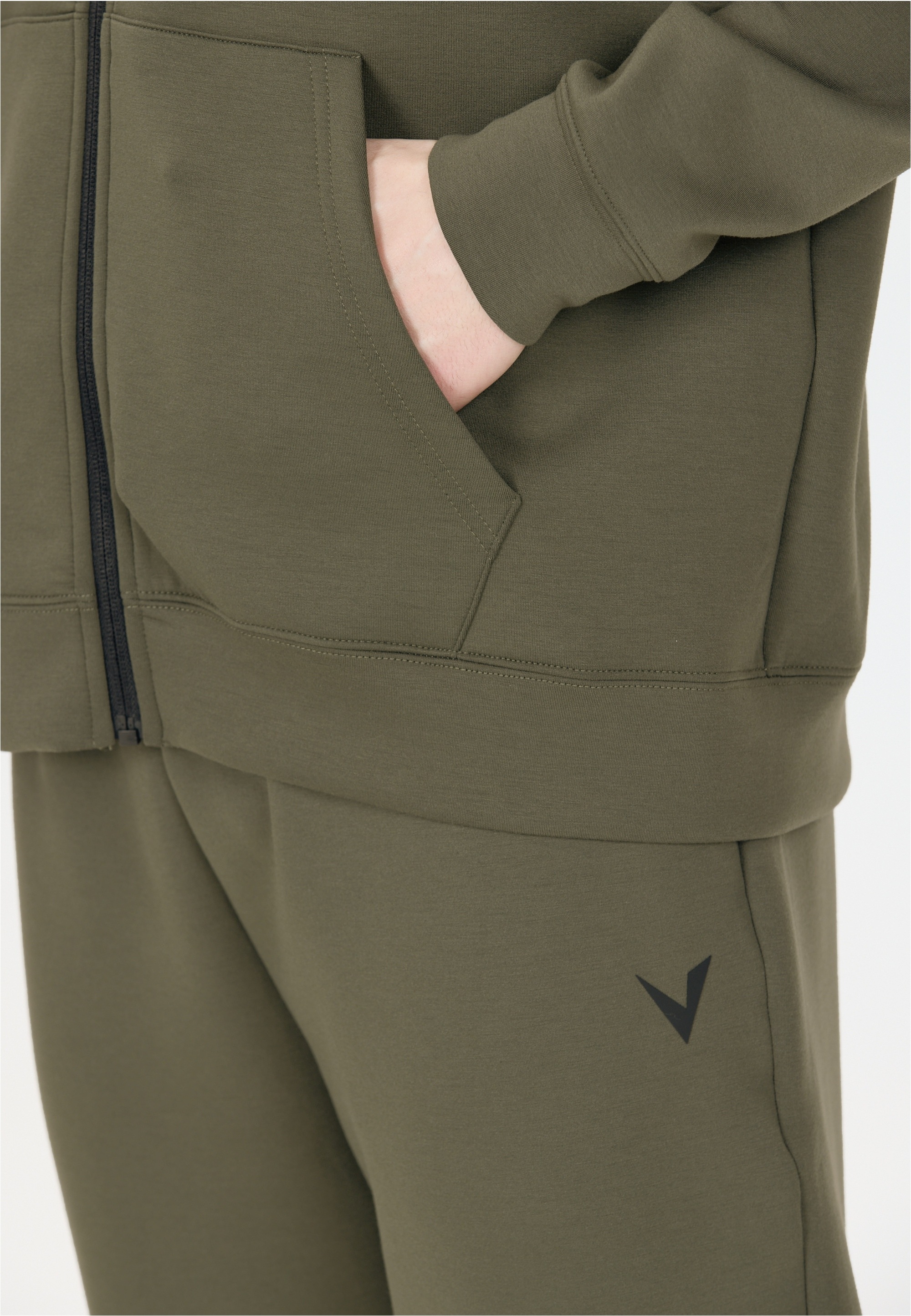 Virtus Sweatshirt »Taro«, in angenehm weicher Qualität
