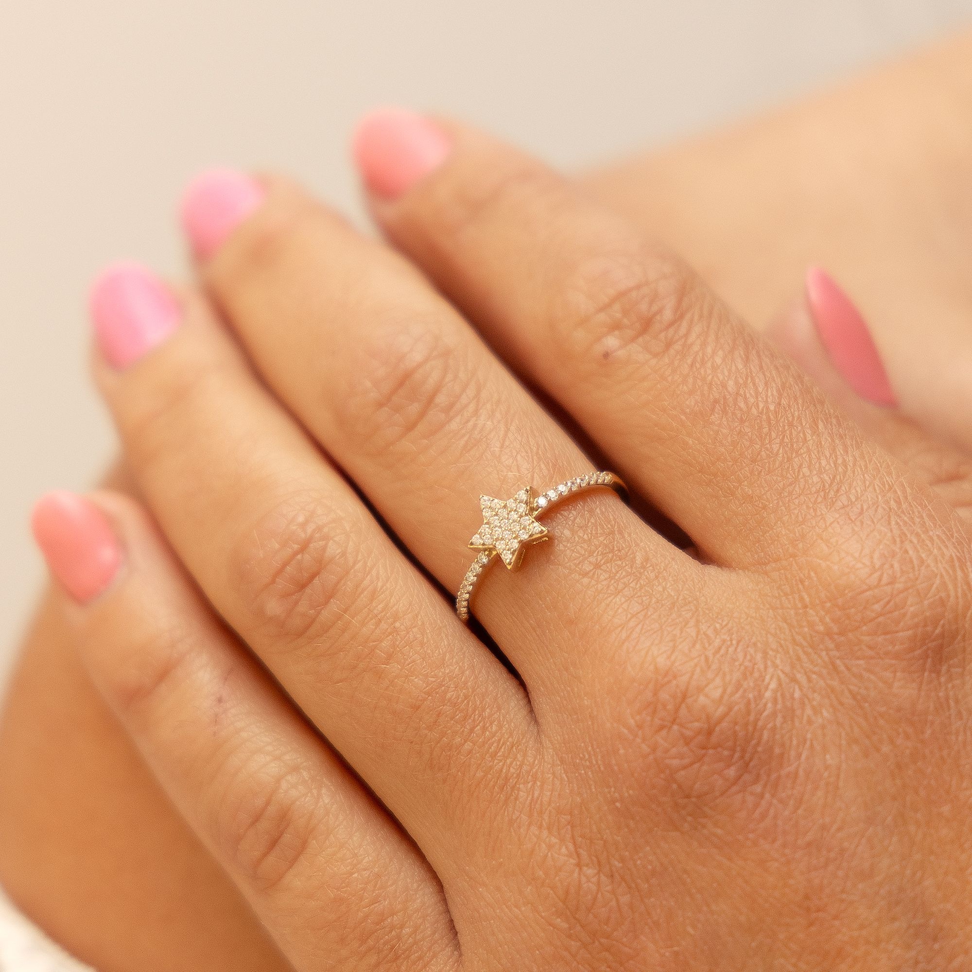 Fascination by Ellen K. Fingerring »375 Gold mit Stern-Motiv und Zirkonia weiß«