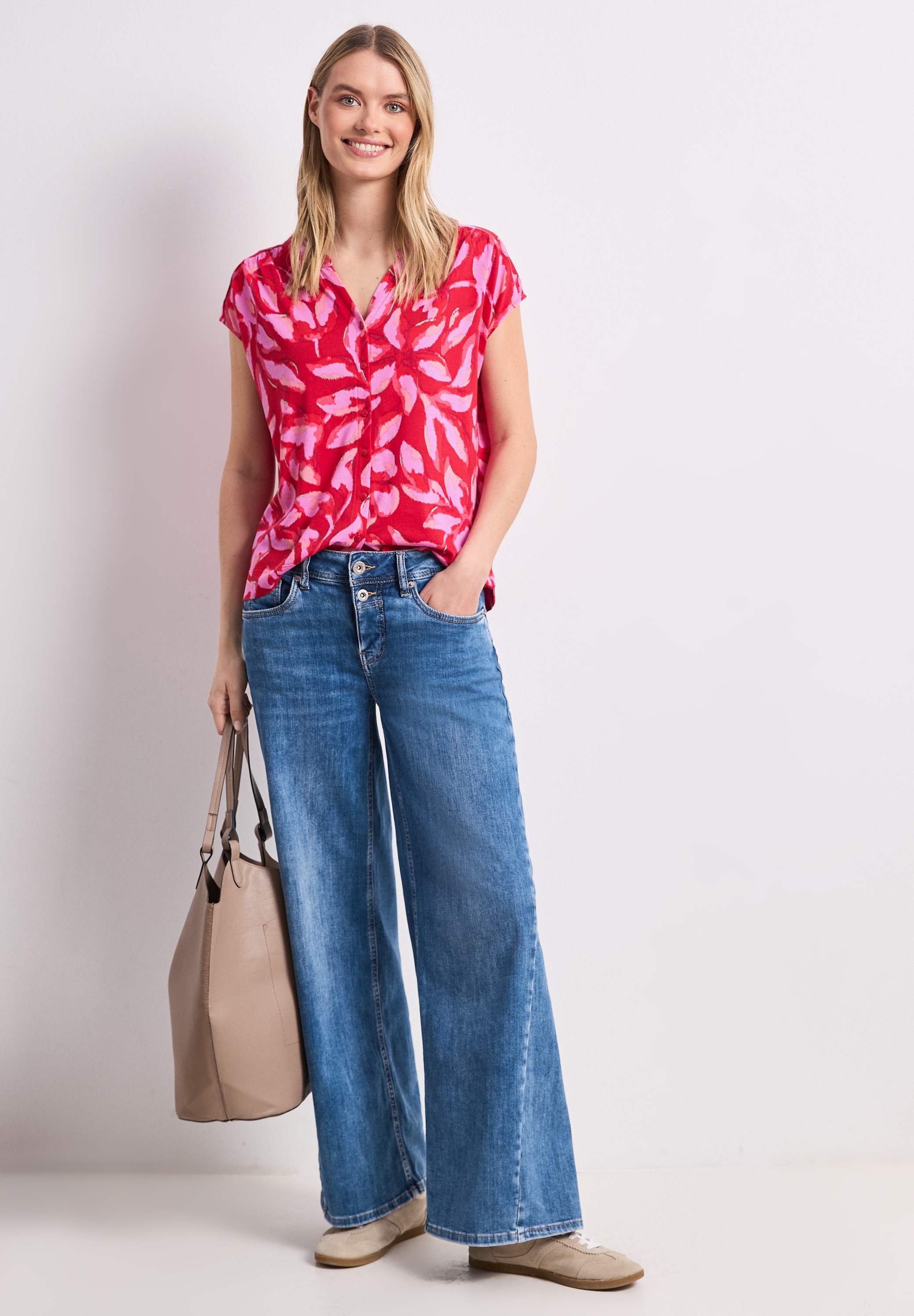 STREET ONE Print-Shirt mit geschlitztem Rundhalsausschnitt