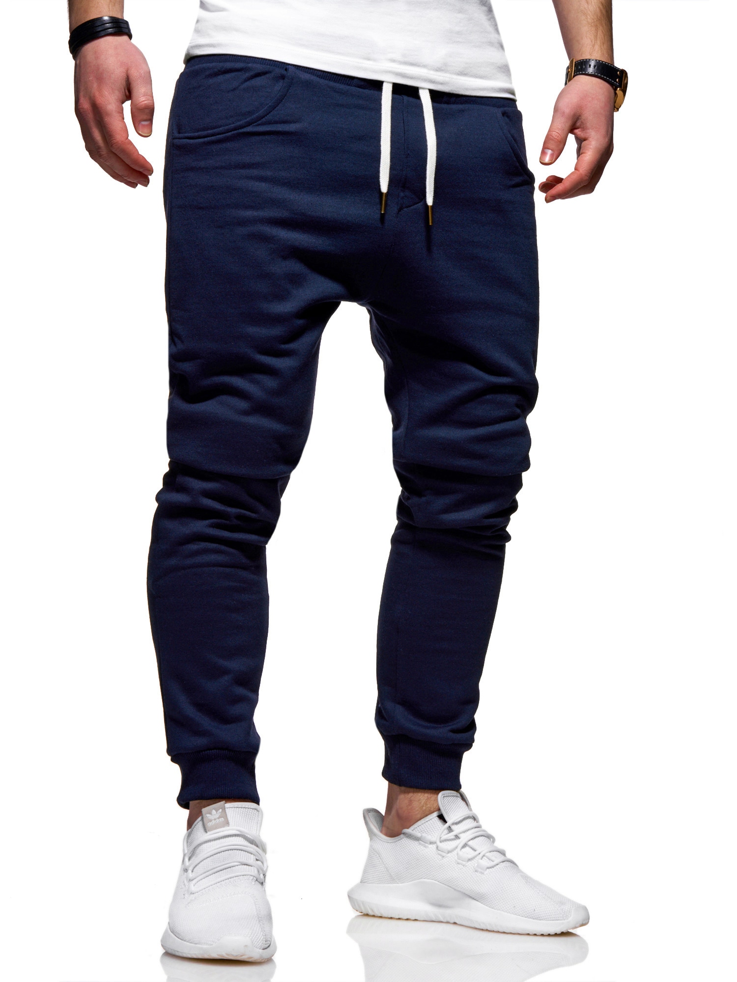 behype Sweathose "JOGGERY", im modernen Slim Fit-Schnitt