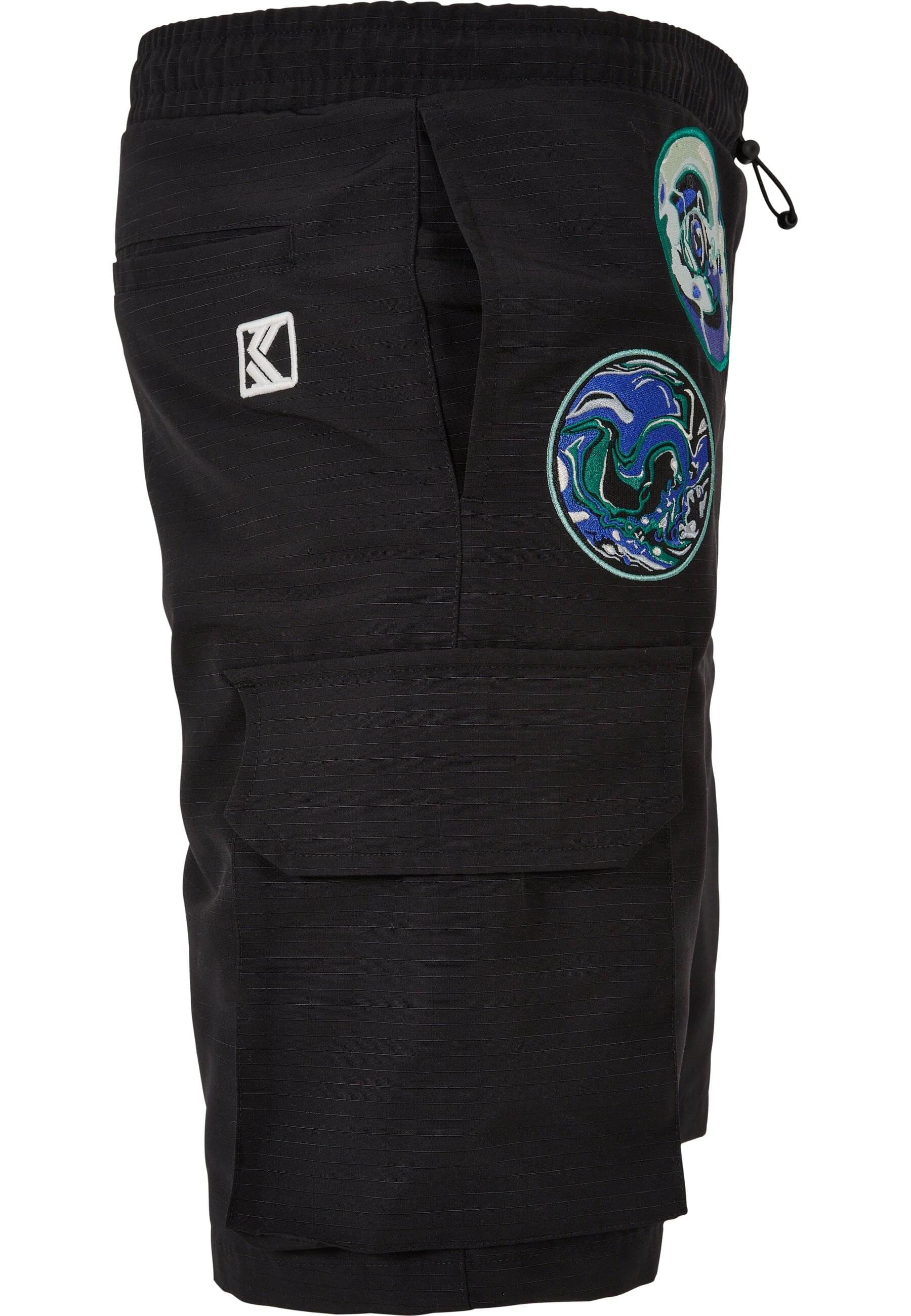 Karl Kani Shorts »Karl Kani Herren KM231-005-1KK Retro Patched Track Shorts black«, (1 tlg.)