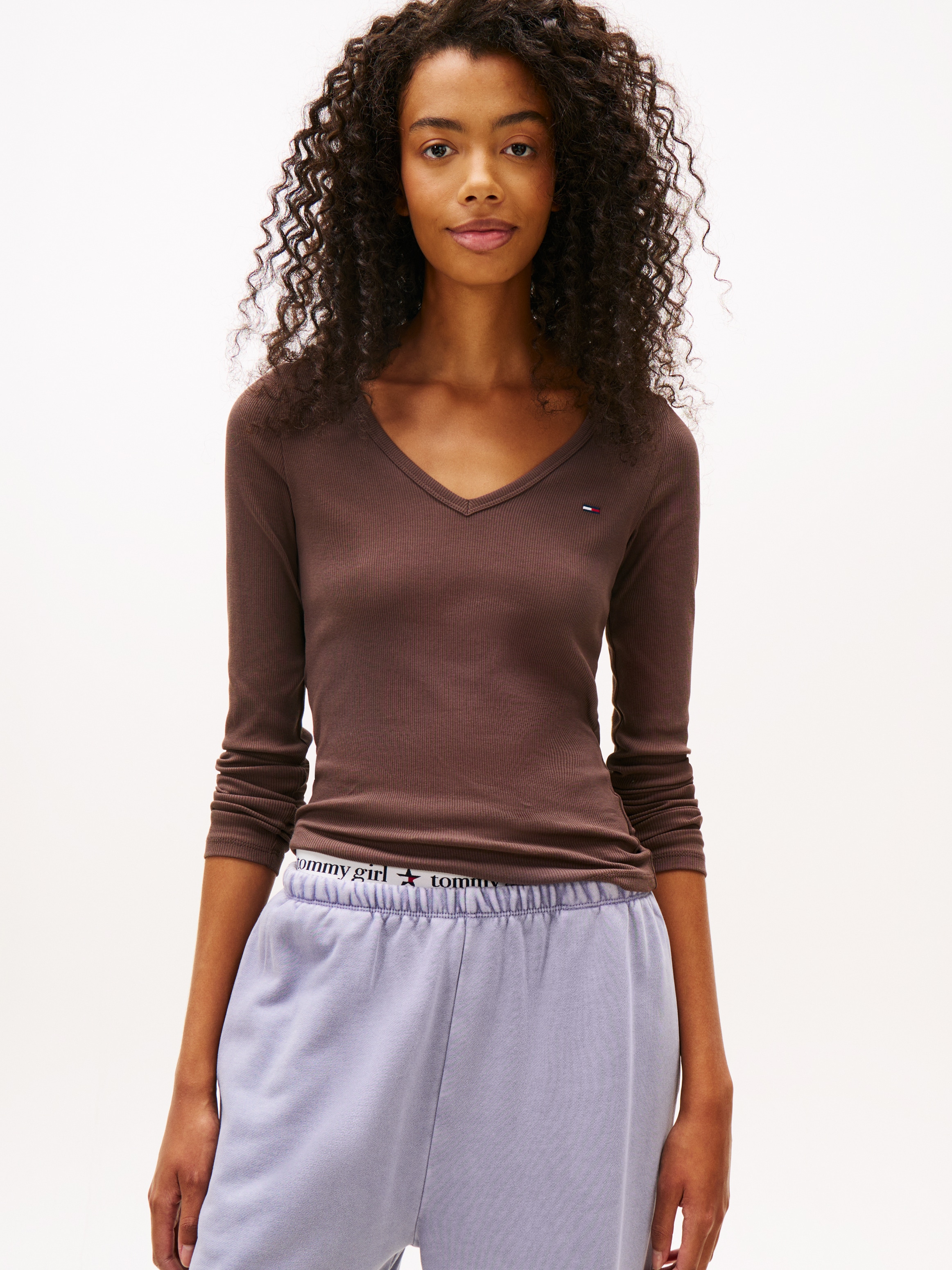 Tommy Jeans Langarmshirt "TJW SLIM ESSENTIAL RIB V LS" günstig online kaufen