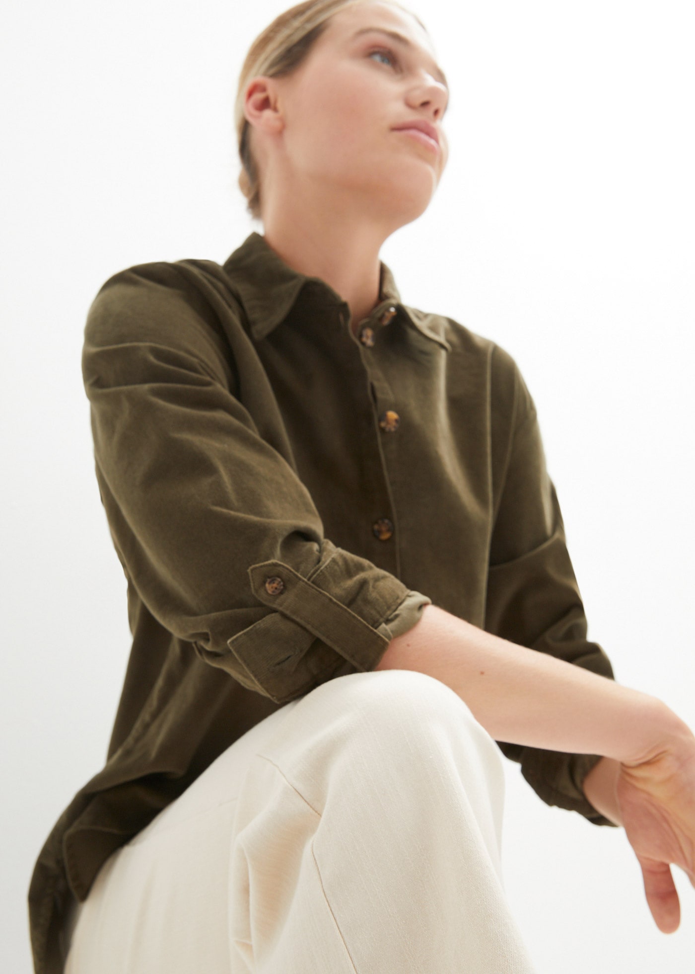 bonprix Langarmbluse »Cord-Hemd mit Seitenschlitz«, Cord-Hemd mit Seitenschlitz
