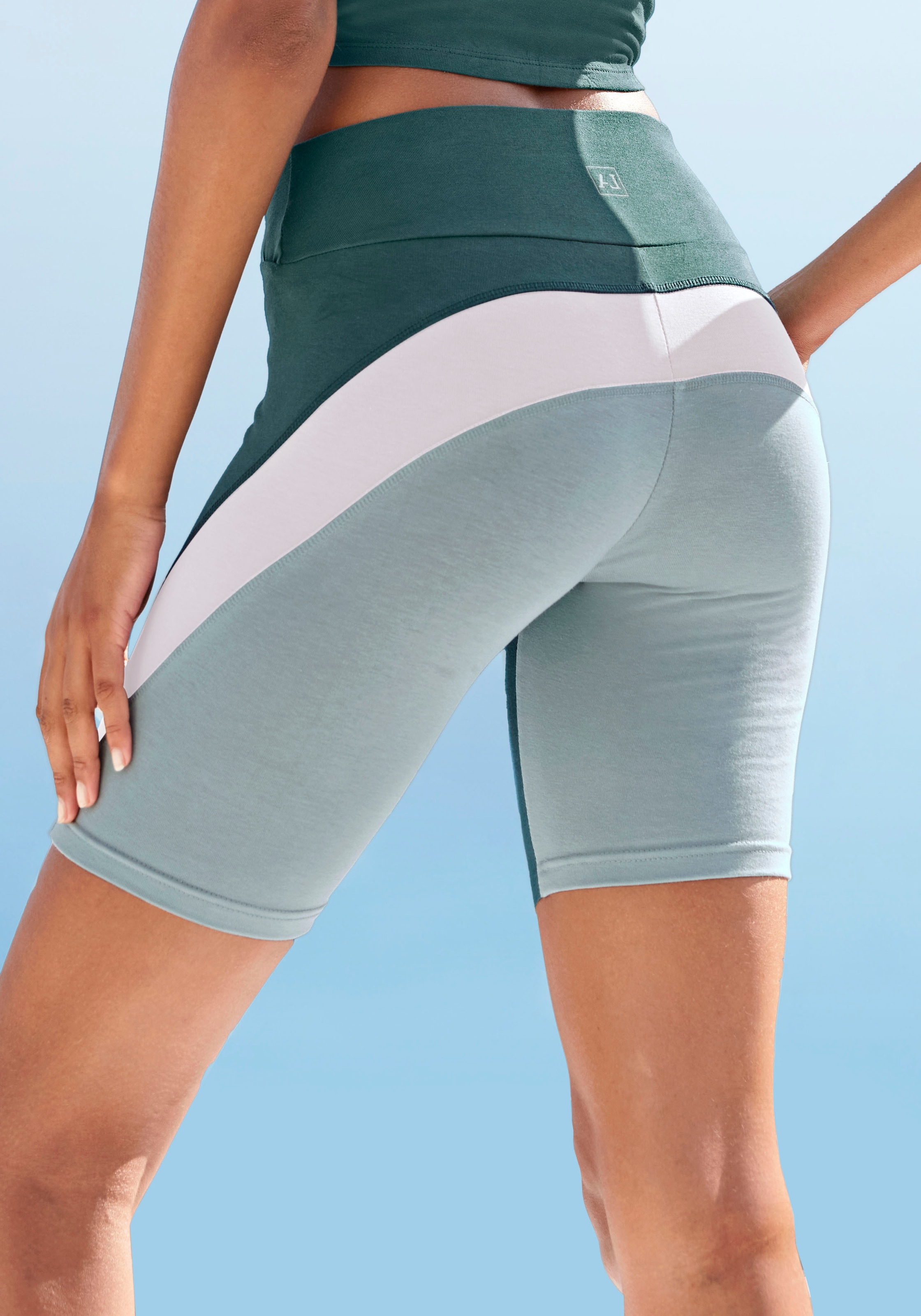 LASCANA ACTIVE Radlerhose "-Sporthose", mit breitem V-Bündchen