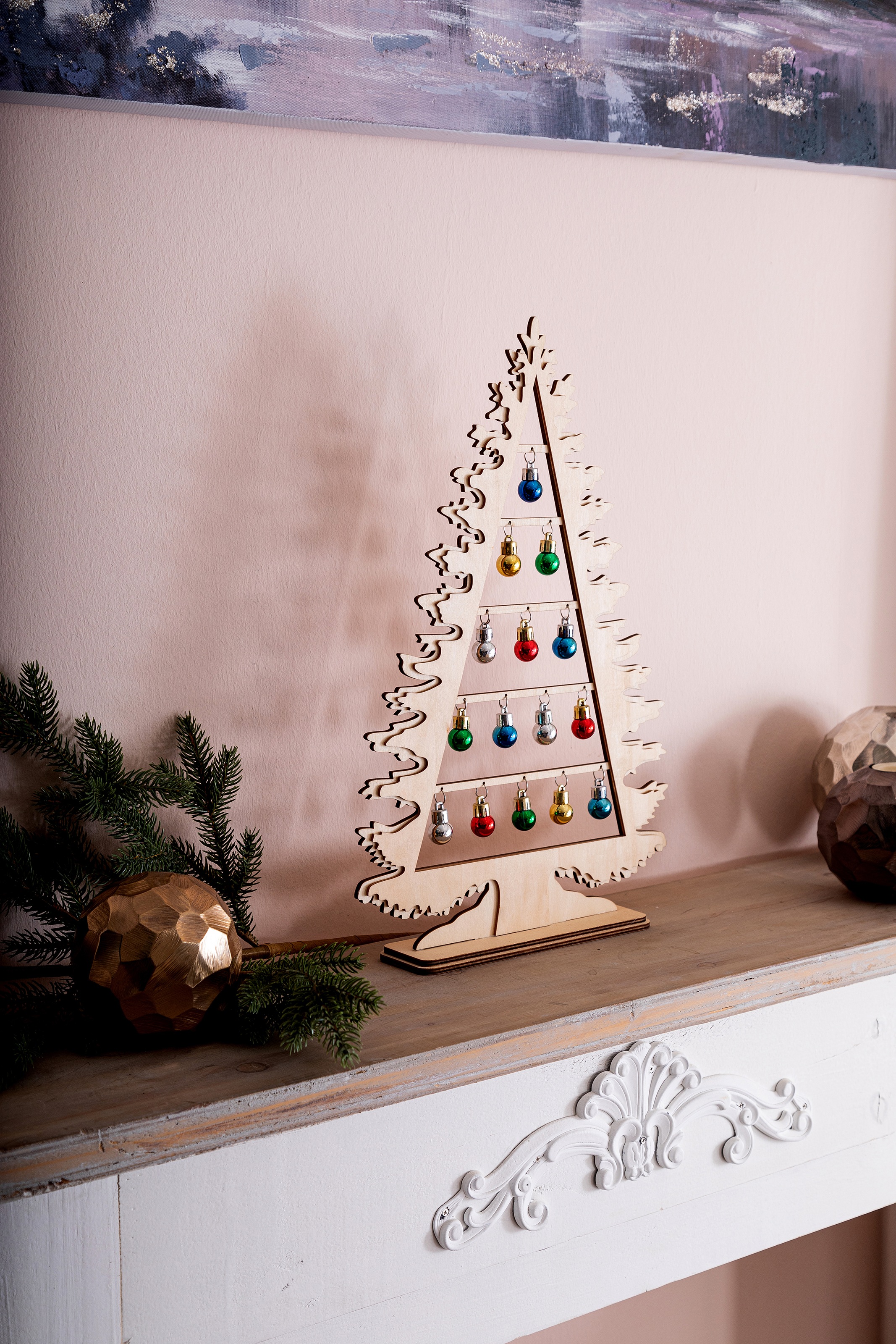 Myflair Möbel & Accessoires Dekobaum »Weihnachtsdeko«, geschmückt mit Weihnachtskugeln, aus Holz, Höhe ca. 45 cm
