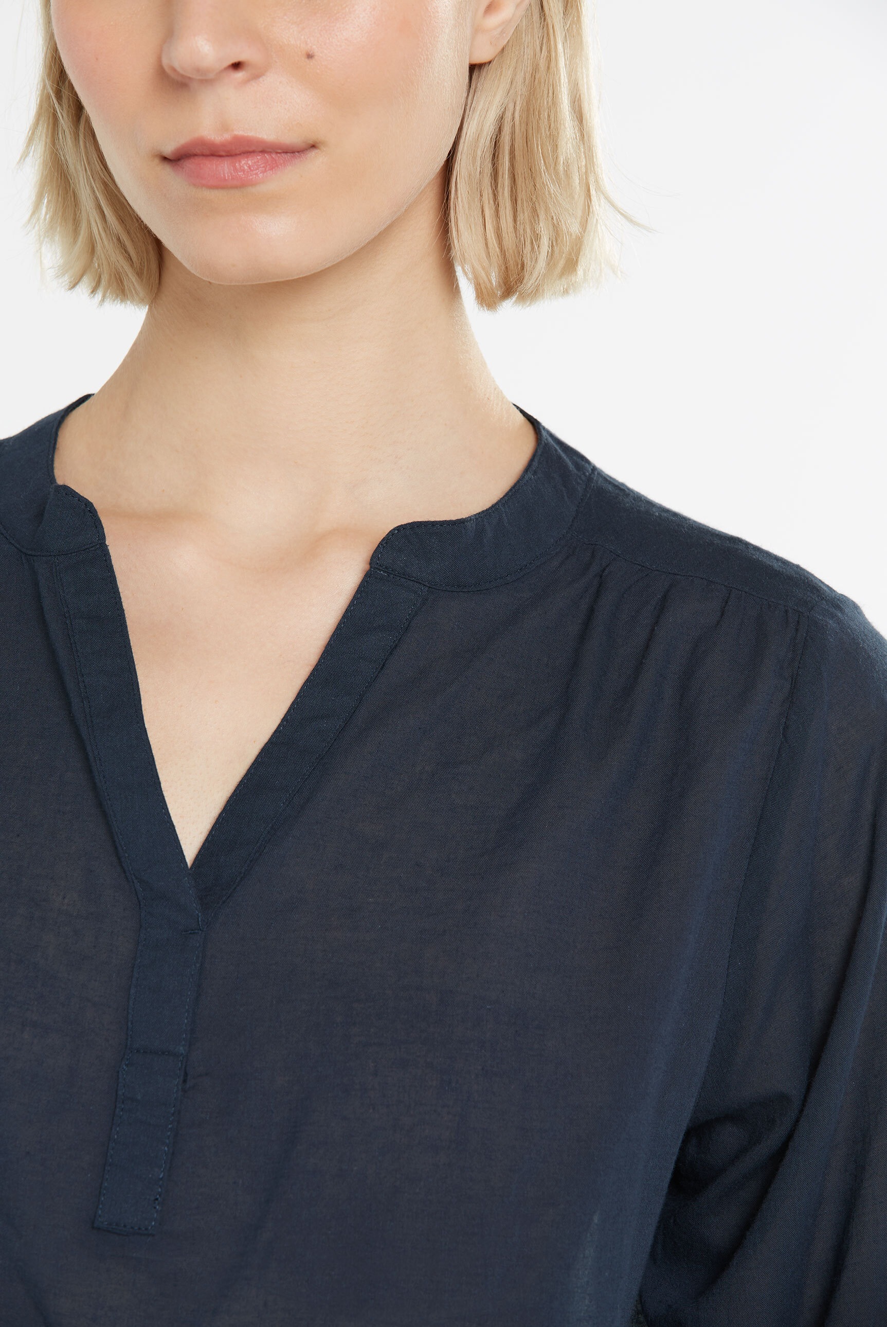 SENSES.THE LABEL Schlupfbluse, mit Tunika Ausschnitt