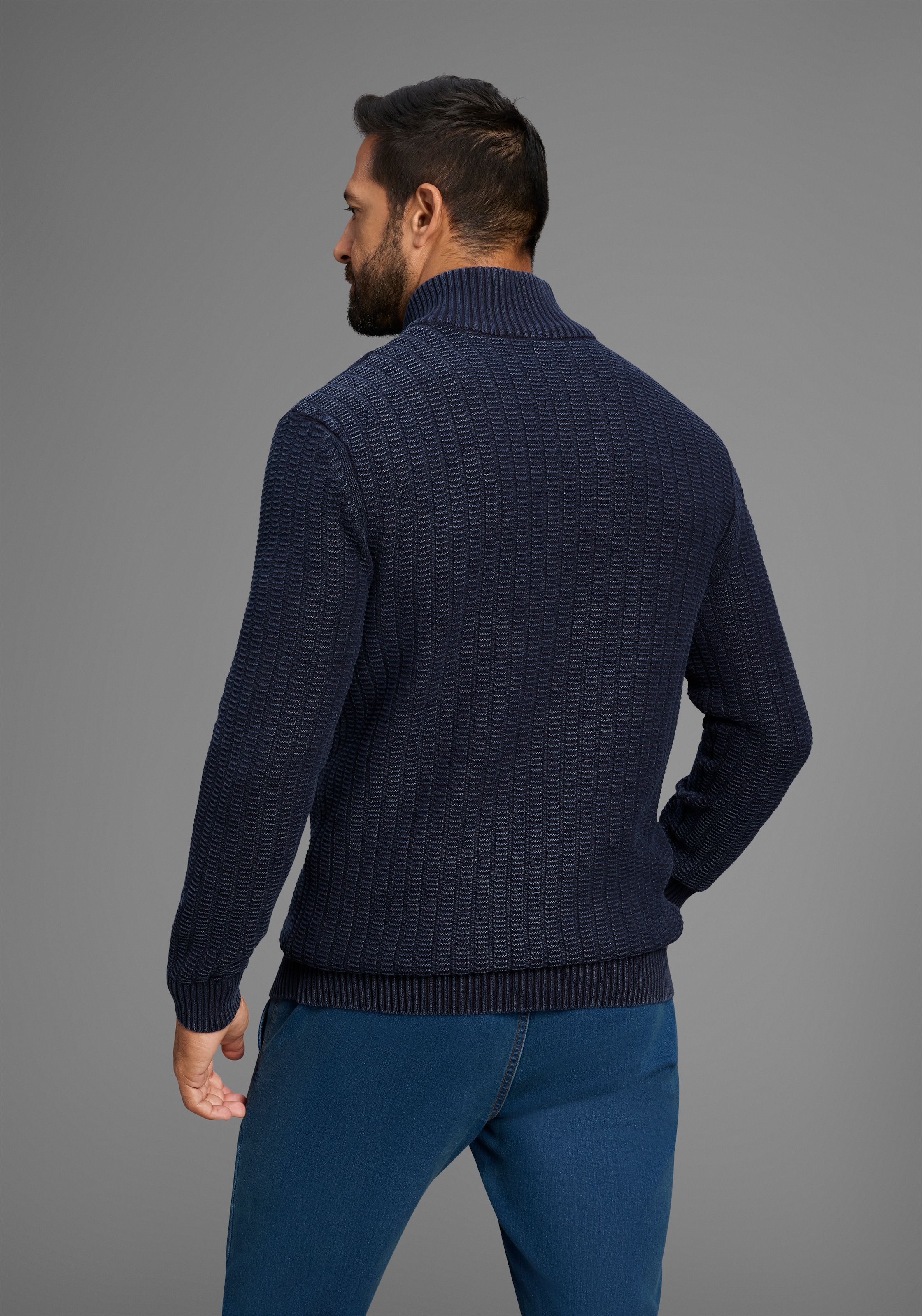Man's World Troyer »Bis Größe 5 XL«, mit Ärmelbadge