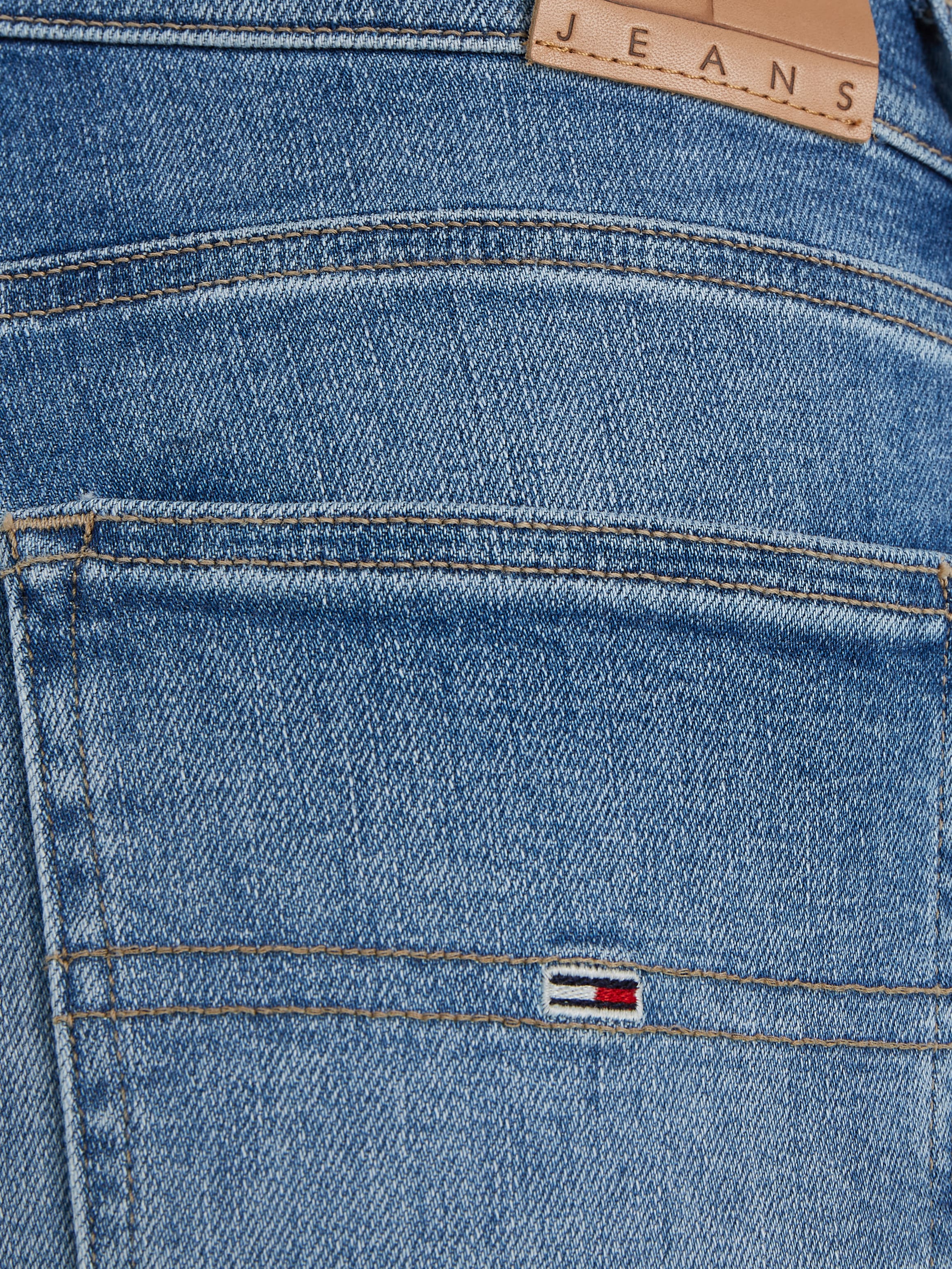 Tommy Jeans Bequeme Jeans »Sylvia Skinny Slim Jeans Hohe Leibhöhe«, mit Ledermarkenlabel