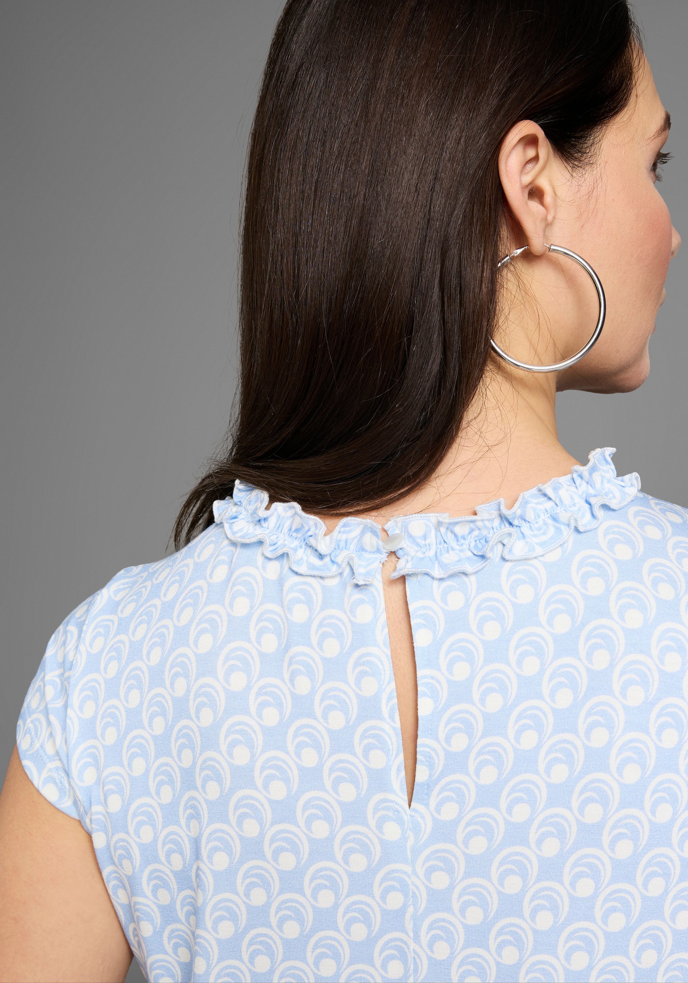HECHTER PARIS Print-Shirt, mit femininem Ausschnittdetail