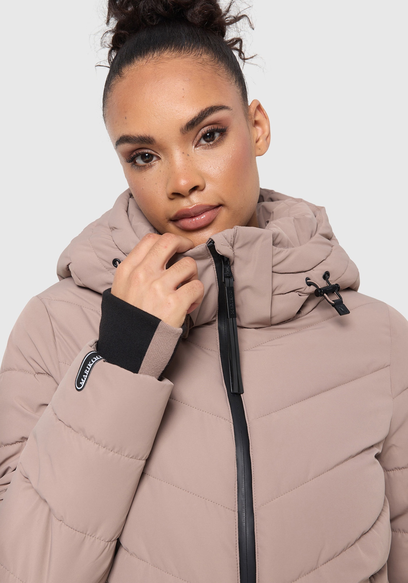 Marikoo Winterjacke »Samuiaa XVI«, mit Kapuze