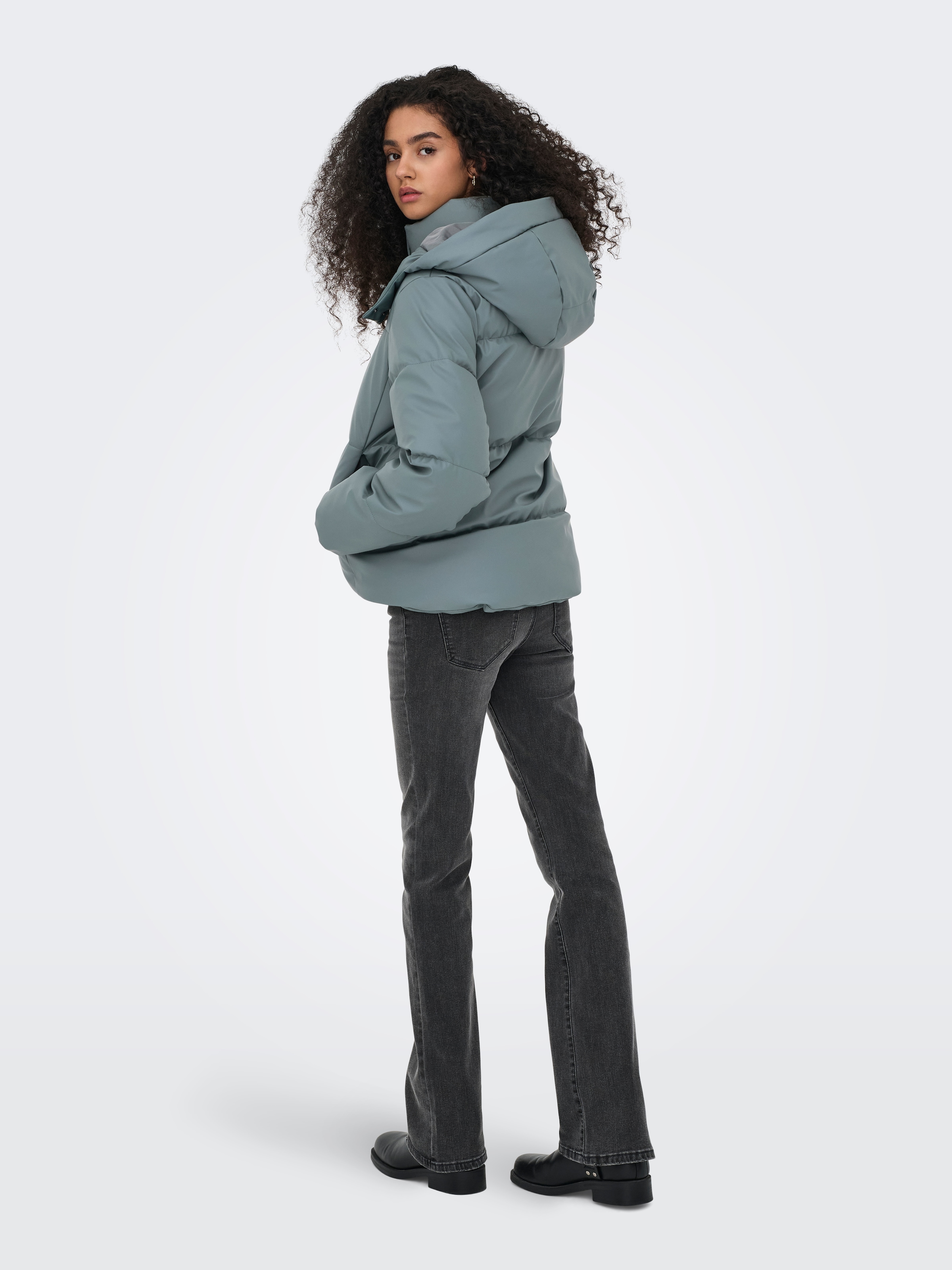 ONLY Steppjacke »ONLAGNES COATED PUFFER JACKET OTW« mit Kapuze