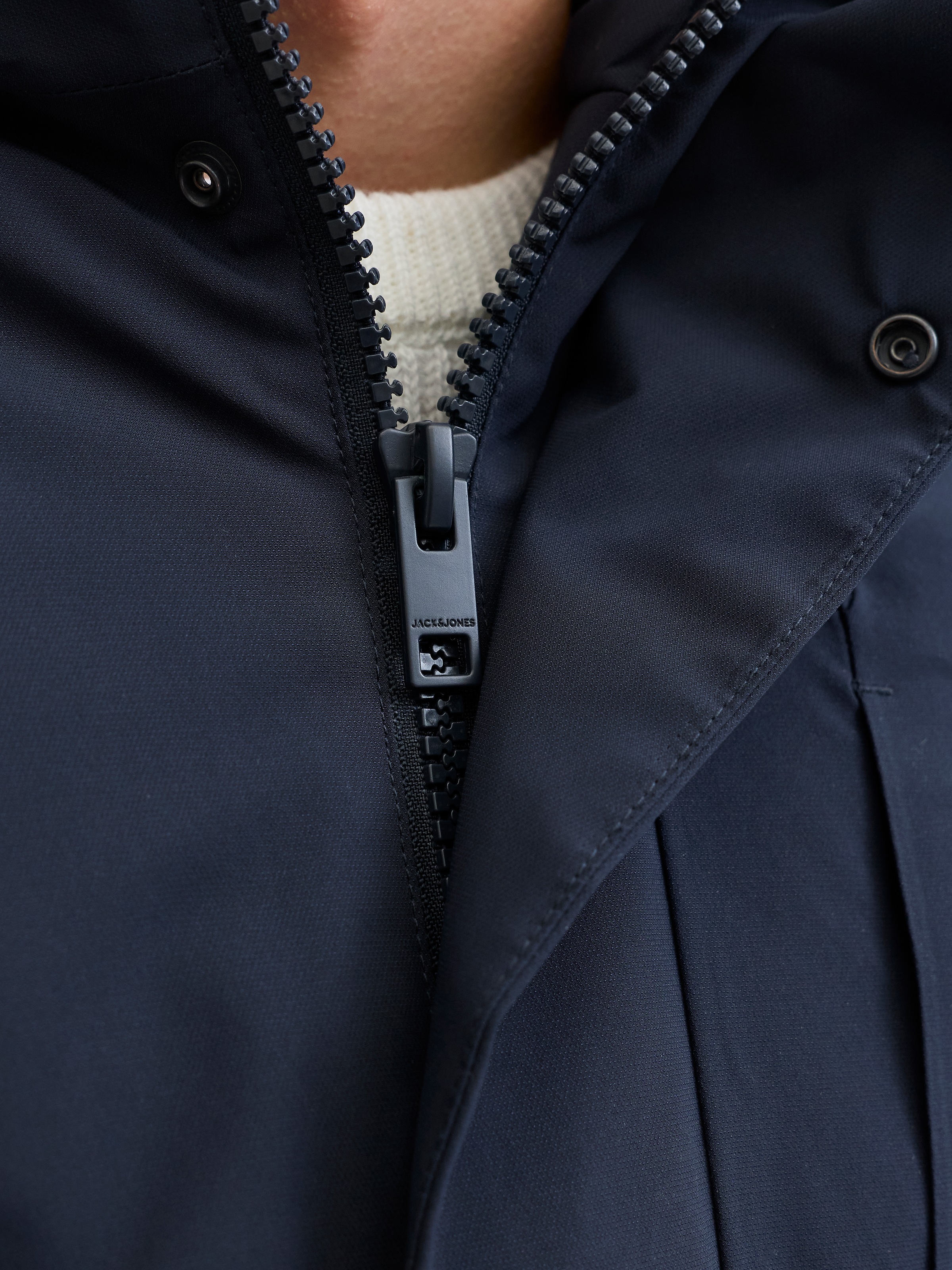 Thumbnail - Jack & Jones Parka "JJEKEEN PARKA AW25 SN" mit Kapuze