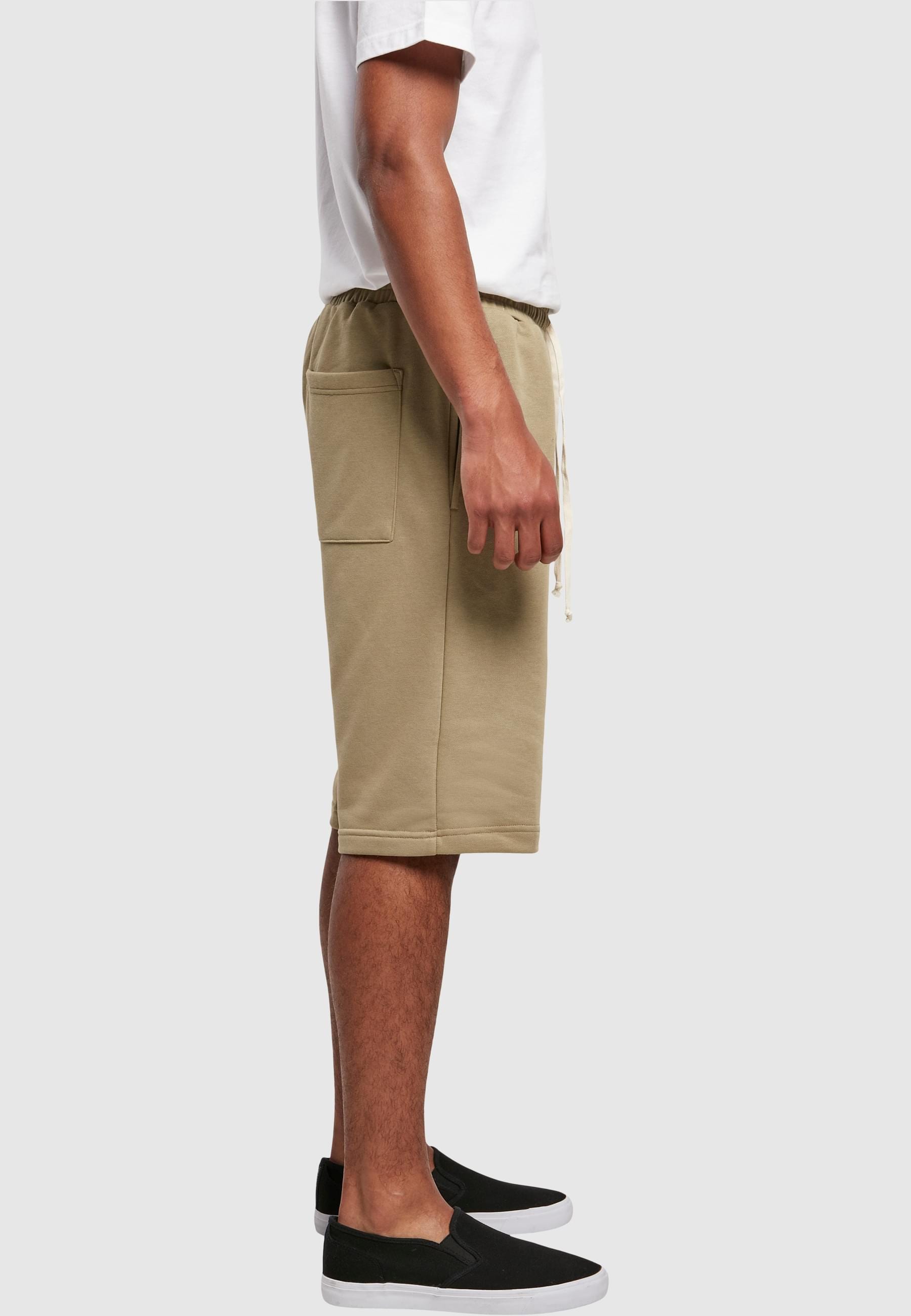URBAN CLASSICS Sweatshorts »Urban Classics Herren Low Crotch Sweatshorts«, (1 tlg.)