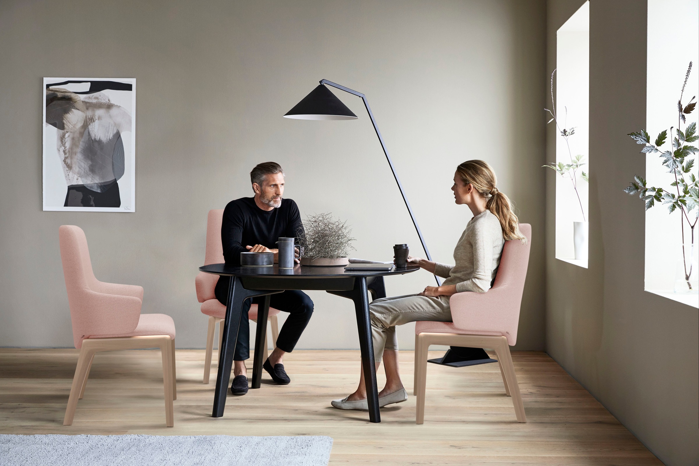 Stressless® Polsterstuhl »Laurel«, ROHLEDER Stoff Q2 FARON, High Back mit Armlehne, Größe L, mit abgerundeten Beinen in Schwarz