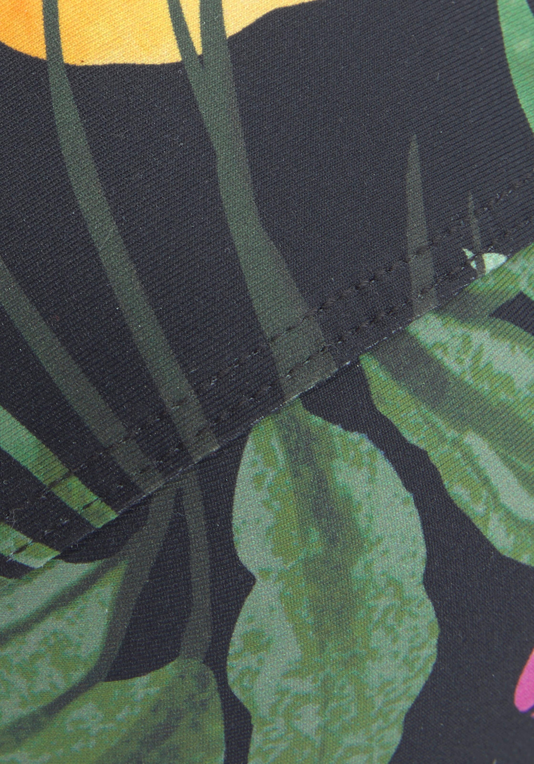 Vivance Bügel-Bikini-Top »Leilani« mit kleinen Zierringen an den Doppelträgern