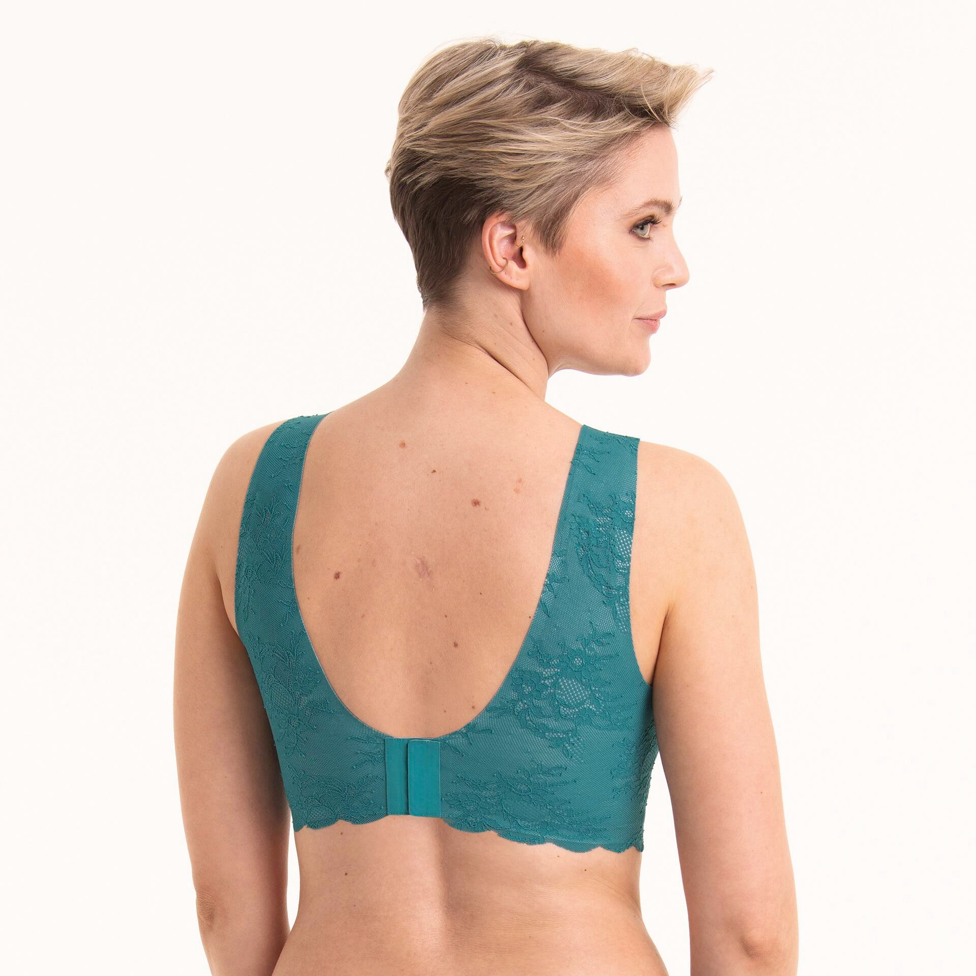 Anita since 1886 Bralette »Essentials Lace«, florale Spitze, herausnehmbare Schaumcups, zartes Seidenband