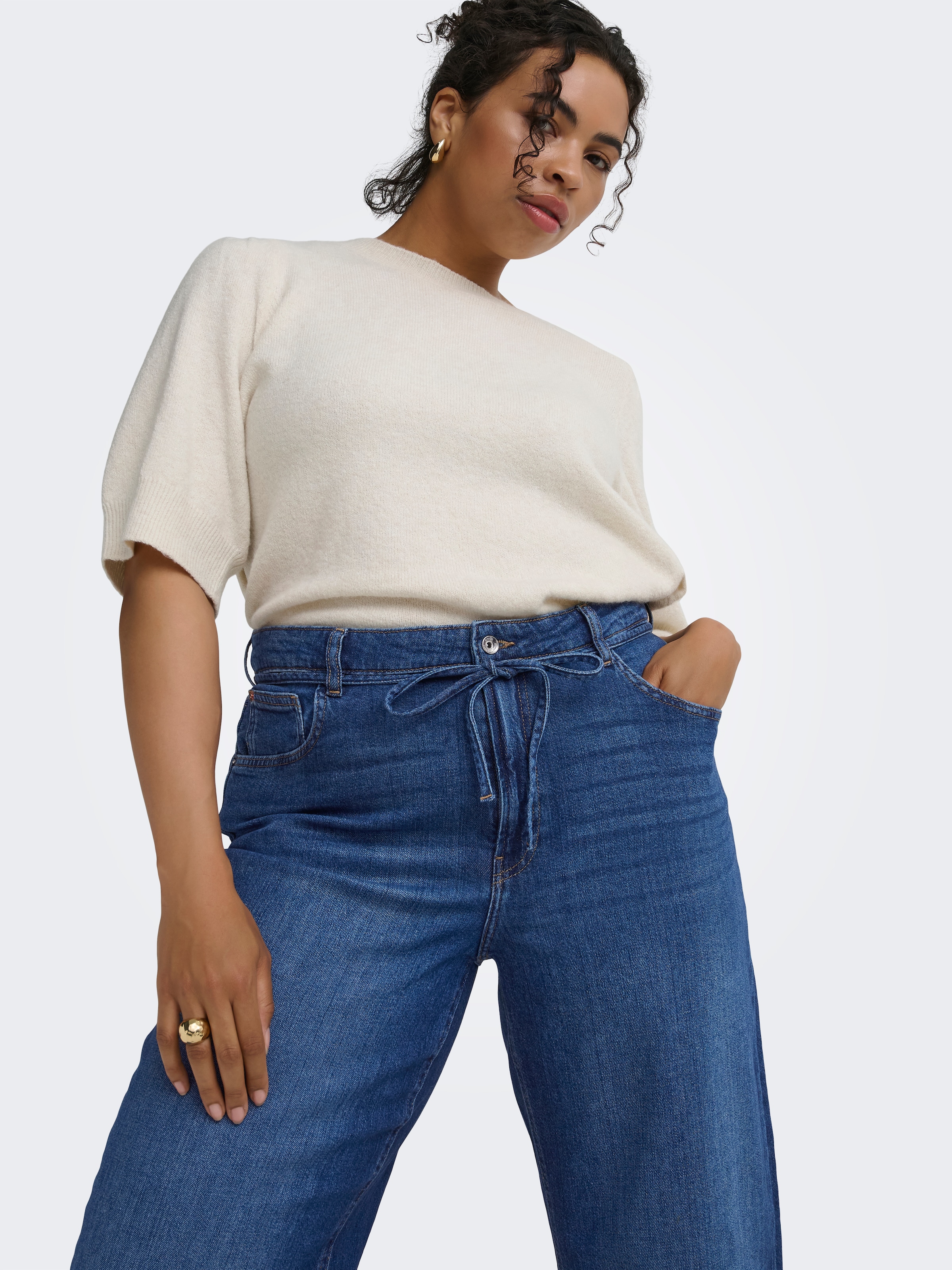 ONLY CARMAKOMA Straight-Jeans »CARGIANNA MW STRAIGHT DNM BOX NOOS« Baumwollmischung, Regular Waist