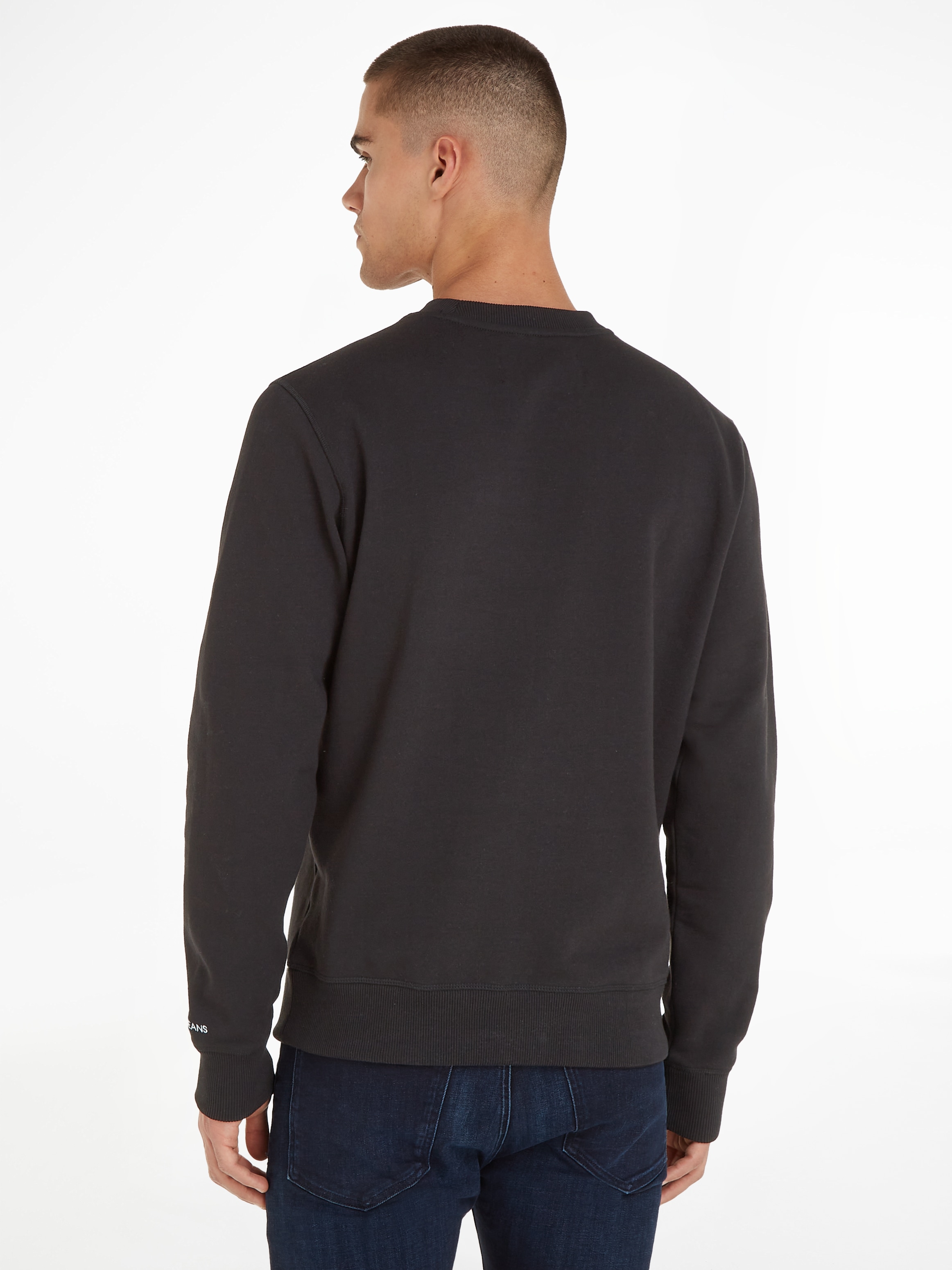 Calvin Klein Jeans Sweatshirt »CK ESSENTIAL REG CN«, mit Logoschriftzug auf dem Arm