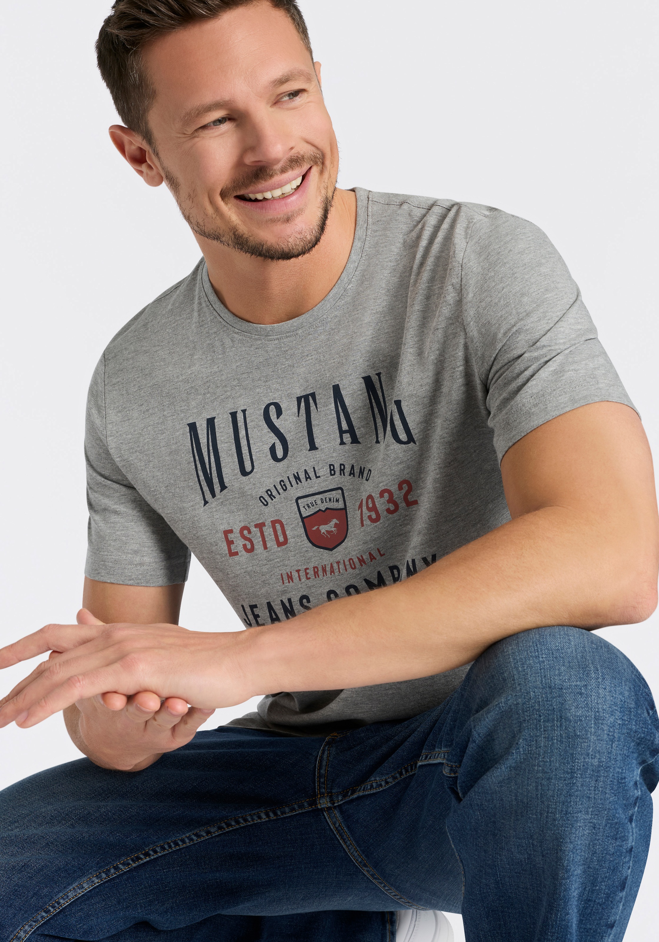 Thumbnail - MUSTANG Kurzarmshirt "Alex Logoprint" kurzarm, mit Logoprint