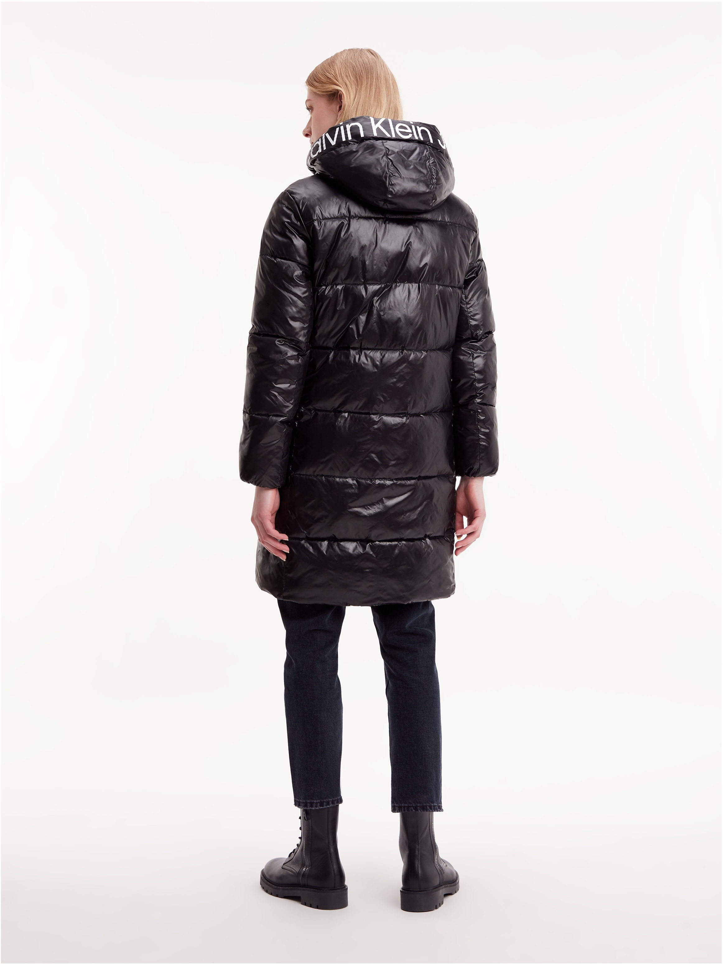 Calvin Klein Jeans Langjacke »SHINY LONG FITTED JACKET«, mit Kapuze, in glänzender Optik
