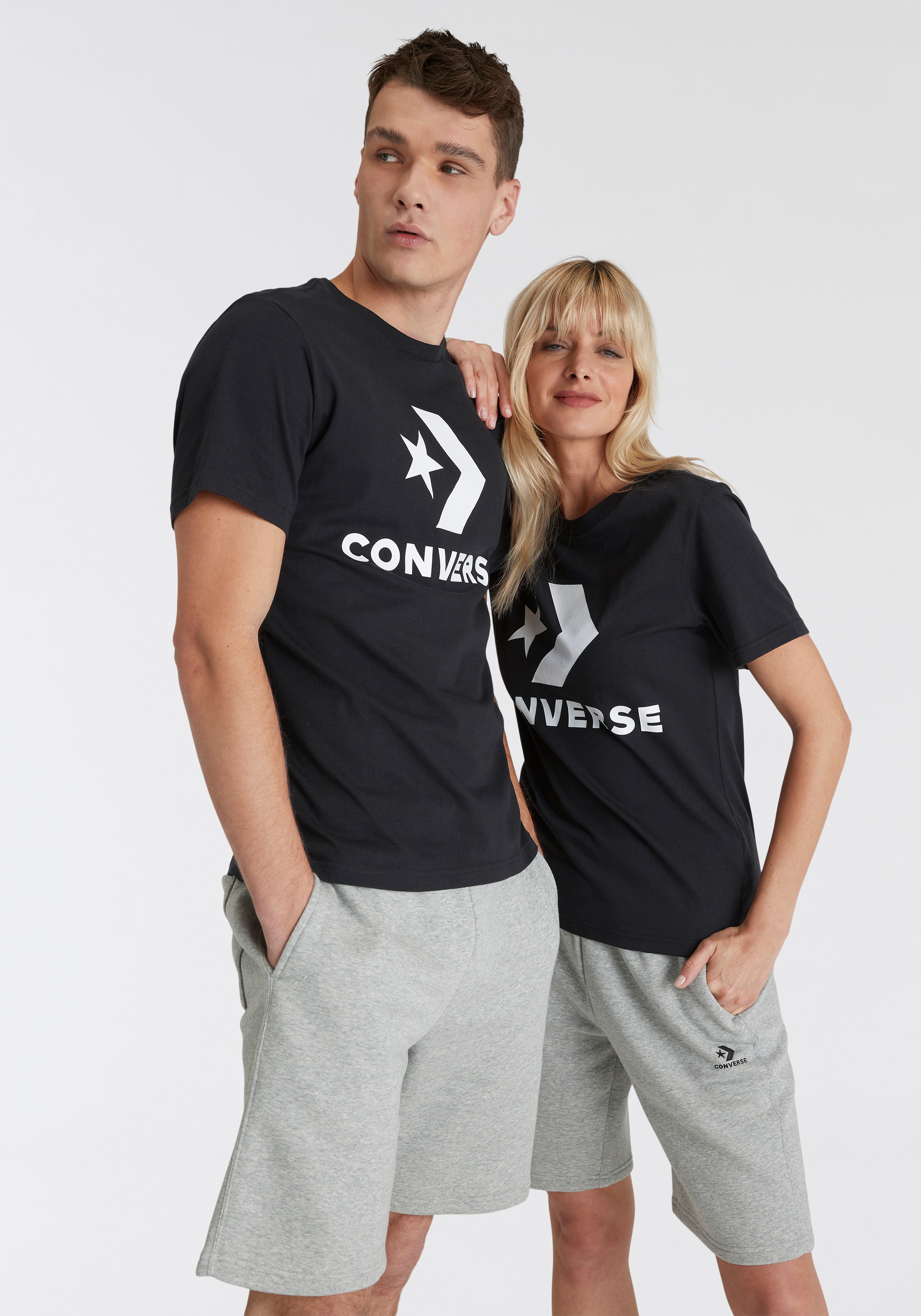 Converse T-Shirt "Unisex GO-TO STAR CHEVRON LOGO STANDARD-FIT" 1 Stk. tlg. günstig online kaufen
