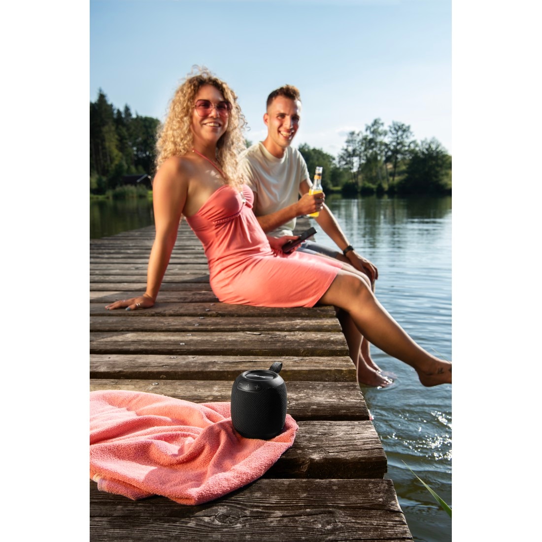Hama Bluetooth-Lautsprecher »Bluetooth Box, LED, 16 W, wasserdicht IPX7, TWS, schwarz«, 10 Stunden Akkulaufzeit