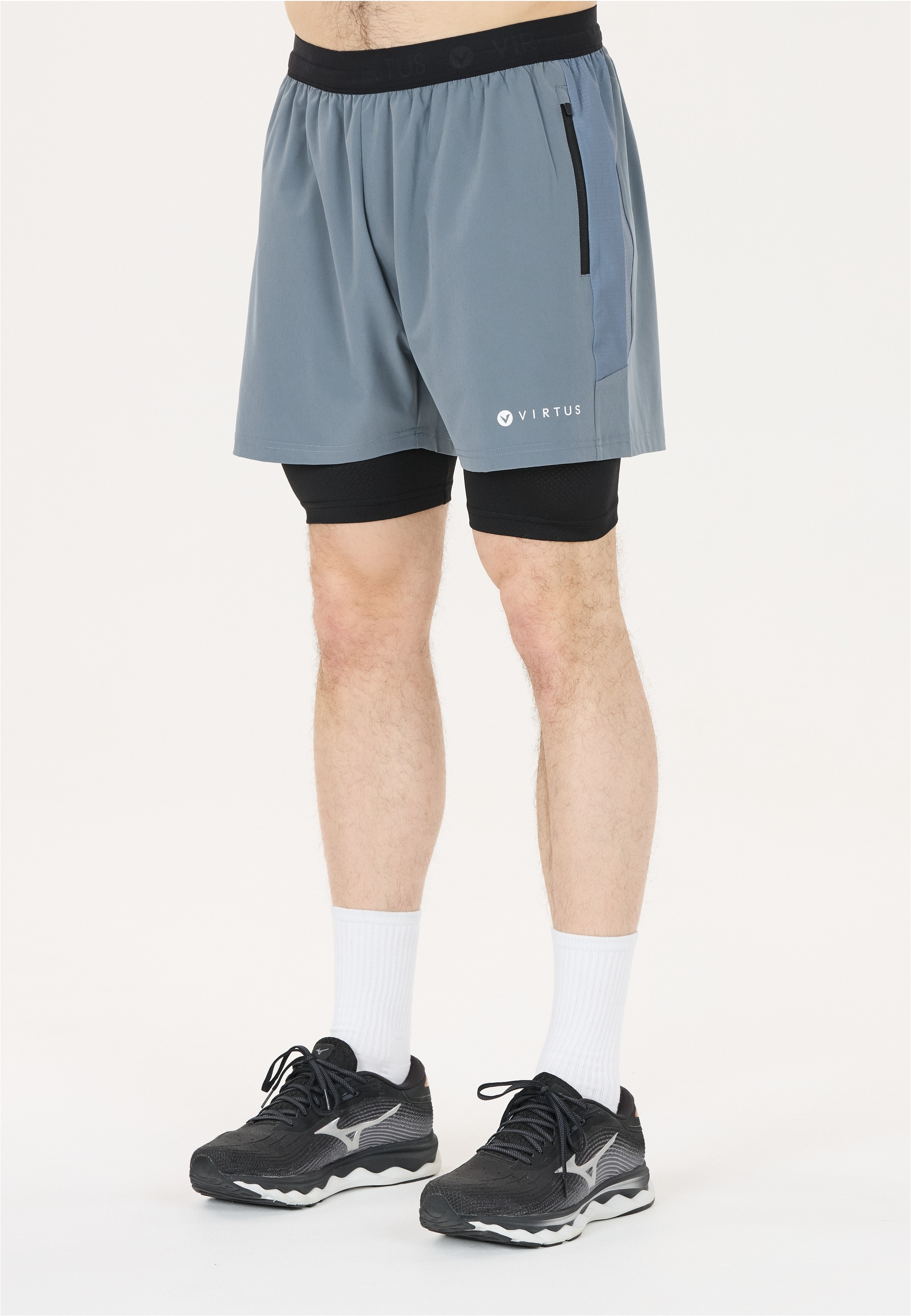 Virtus Shorts "Dylan" aus atmungsaktivem 4-Wege-Stretch günstig online kaufen