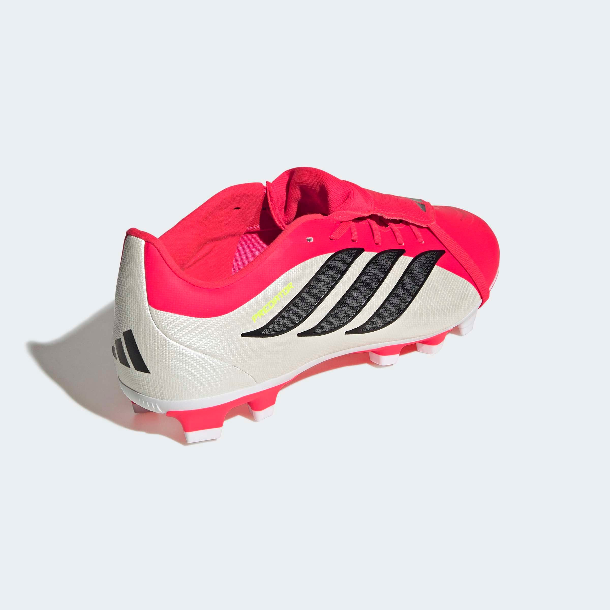 adidas Performance Fußballschuh »PREDATOR CLUB , FESTE/GEMISCHTE BÖDEN, UMSCHLAGBARE ZUNGE«  für viele verschiedene Böden geeignet