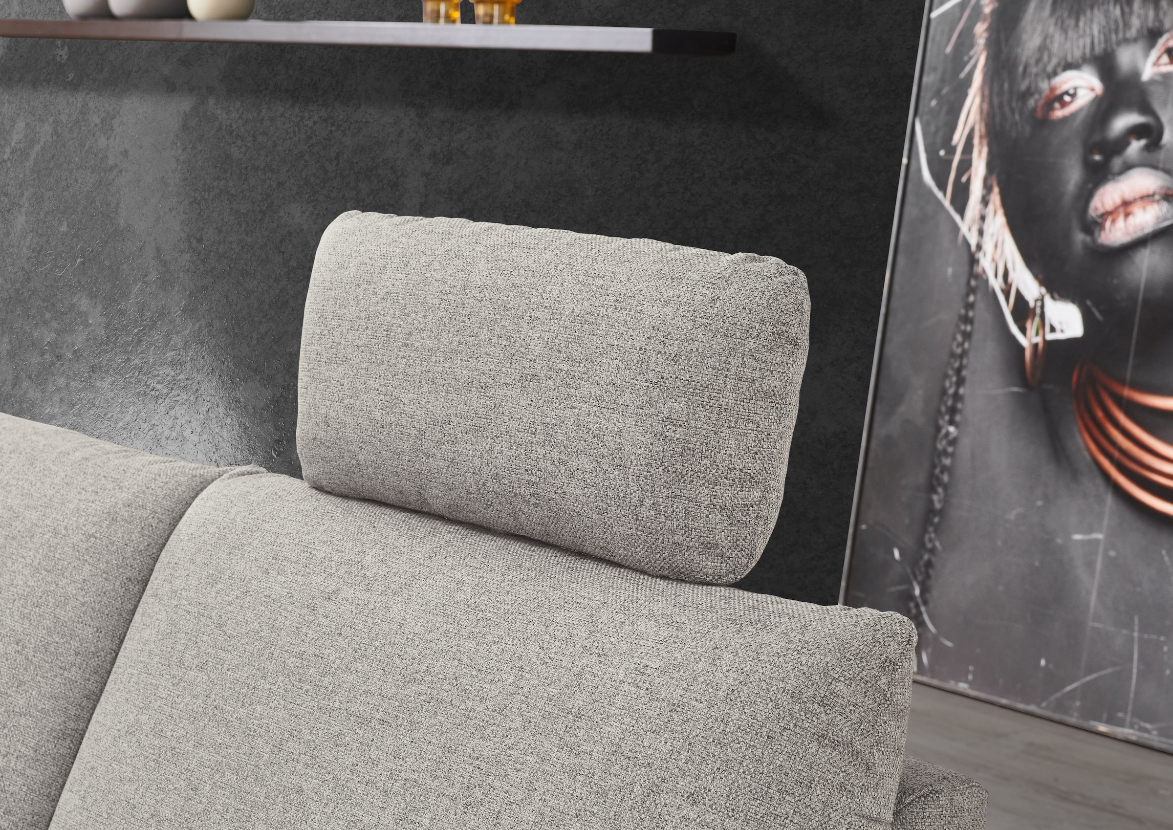 Places of Style Ecksofa »Sarsina: mit Tonnentaschen-Federkern, perfekt zum Entspannen L-Form«, inklusive 2 motorischen Relaxfunktionen mit Herz-Waage-Beschlag