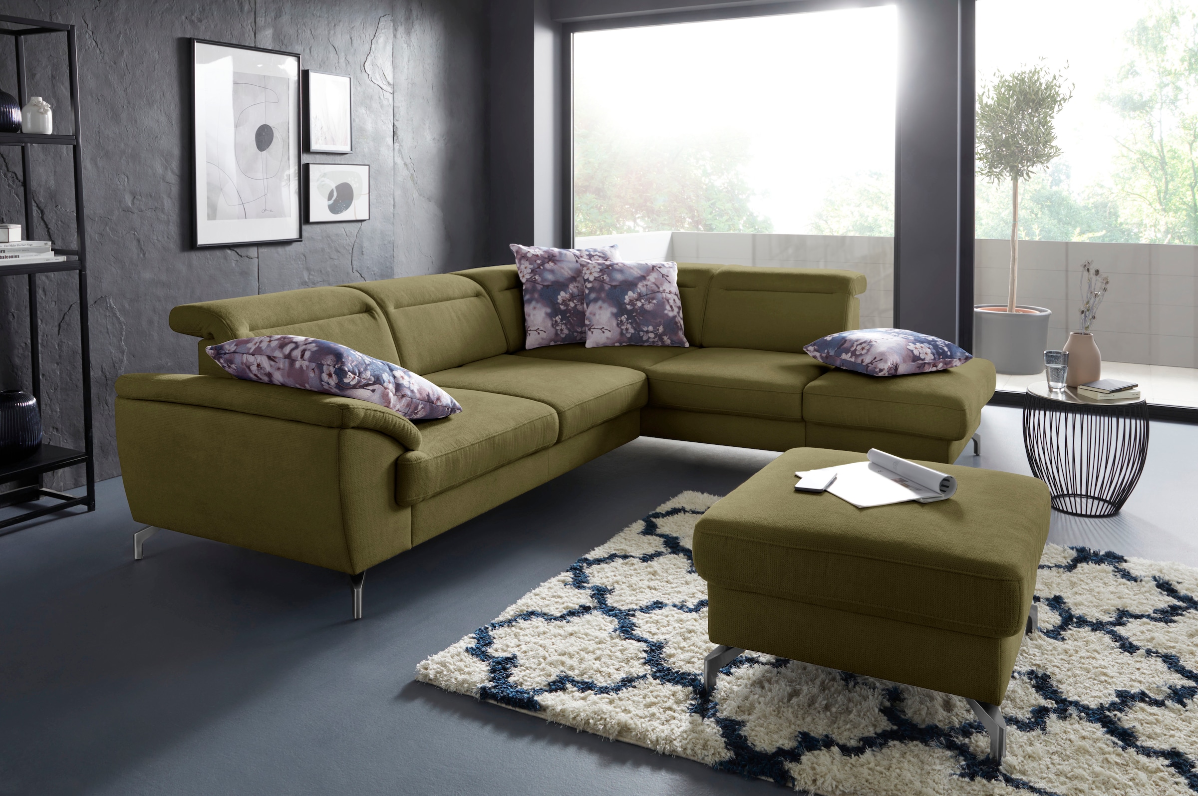 Ecksofa SIT & MORE "Percy L-Form", grün, B:270cm H:77cm T:235cm, Sofas, Ecksofa, 12 cm Fußhöhe, Sitztiefenverstellung, wahlweise in 2 Fußfarben