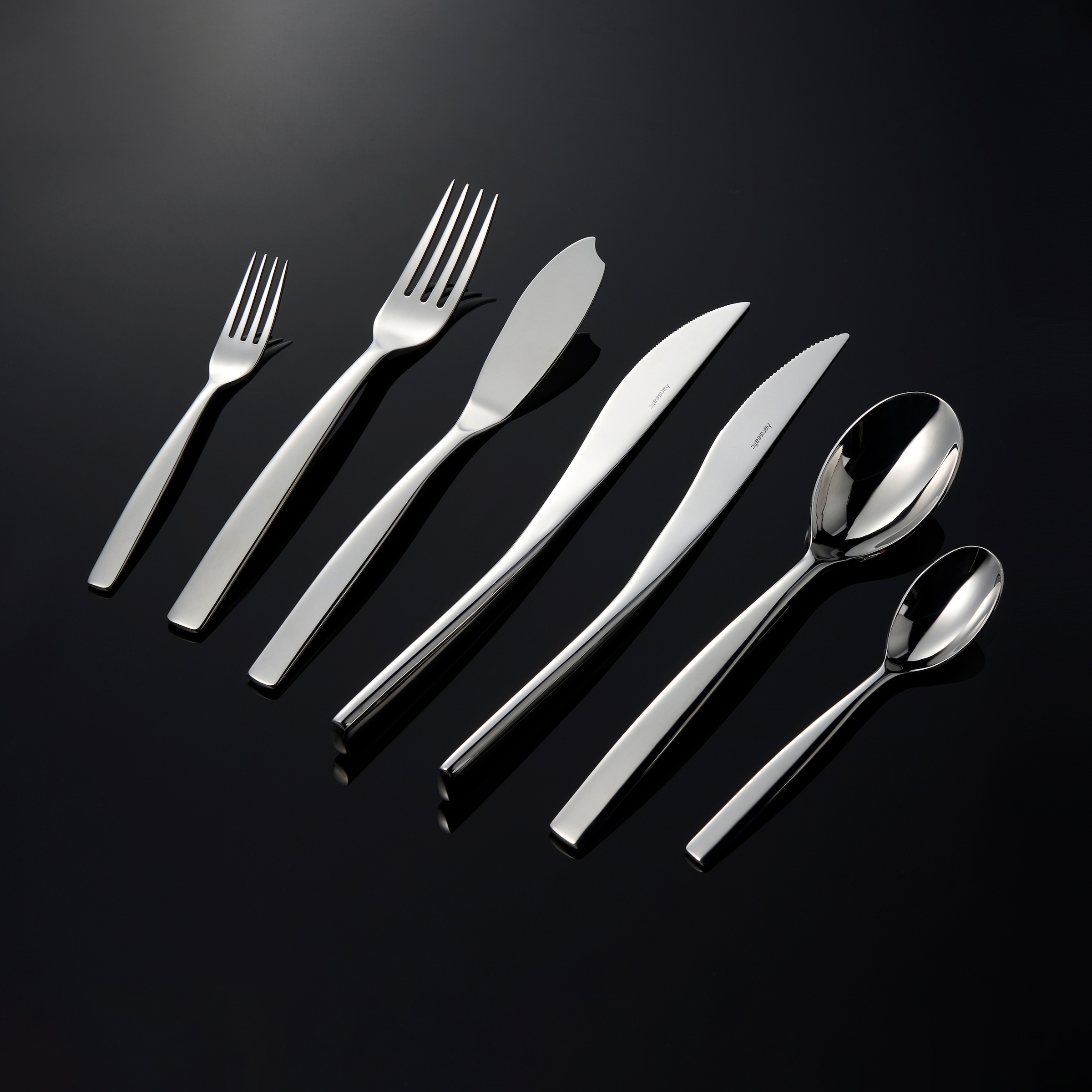Hanseatic Besteck-Set »EXCLUSIVE«, (Set, 42 tlg.), stehendes Design von Ess- und Steakmessern