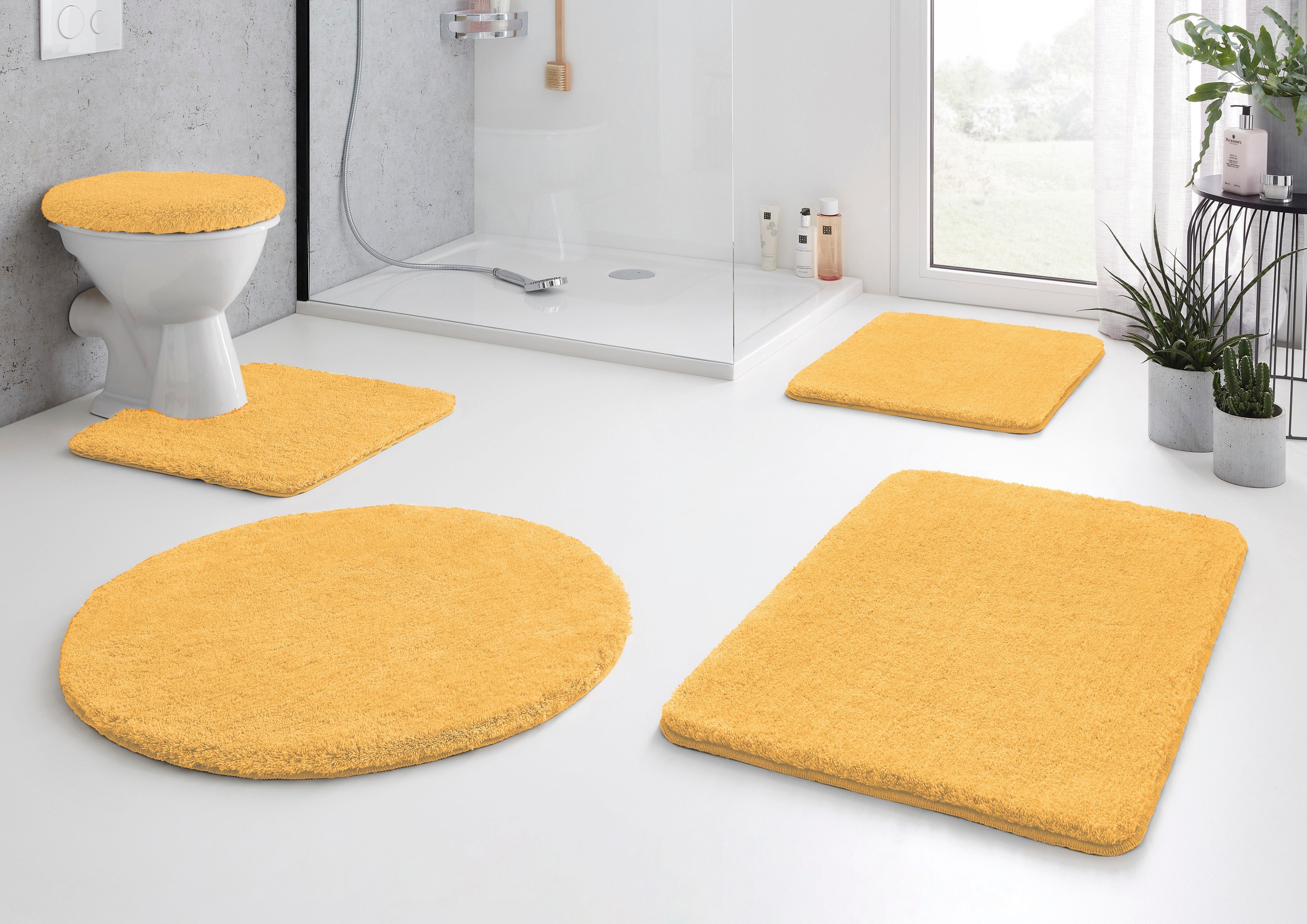 Kleine Wolke Badematte »RELAX«, rutschhemmend beschichtet, fußbodenheizungsgeeignet, Badteppich, Uni Farben, rechteckig, rund & als Set erhältlich