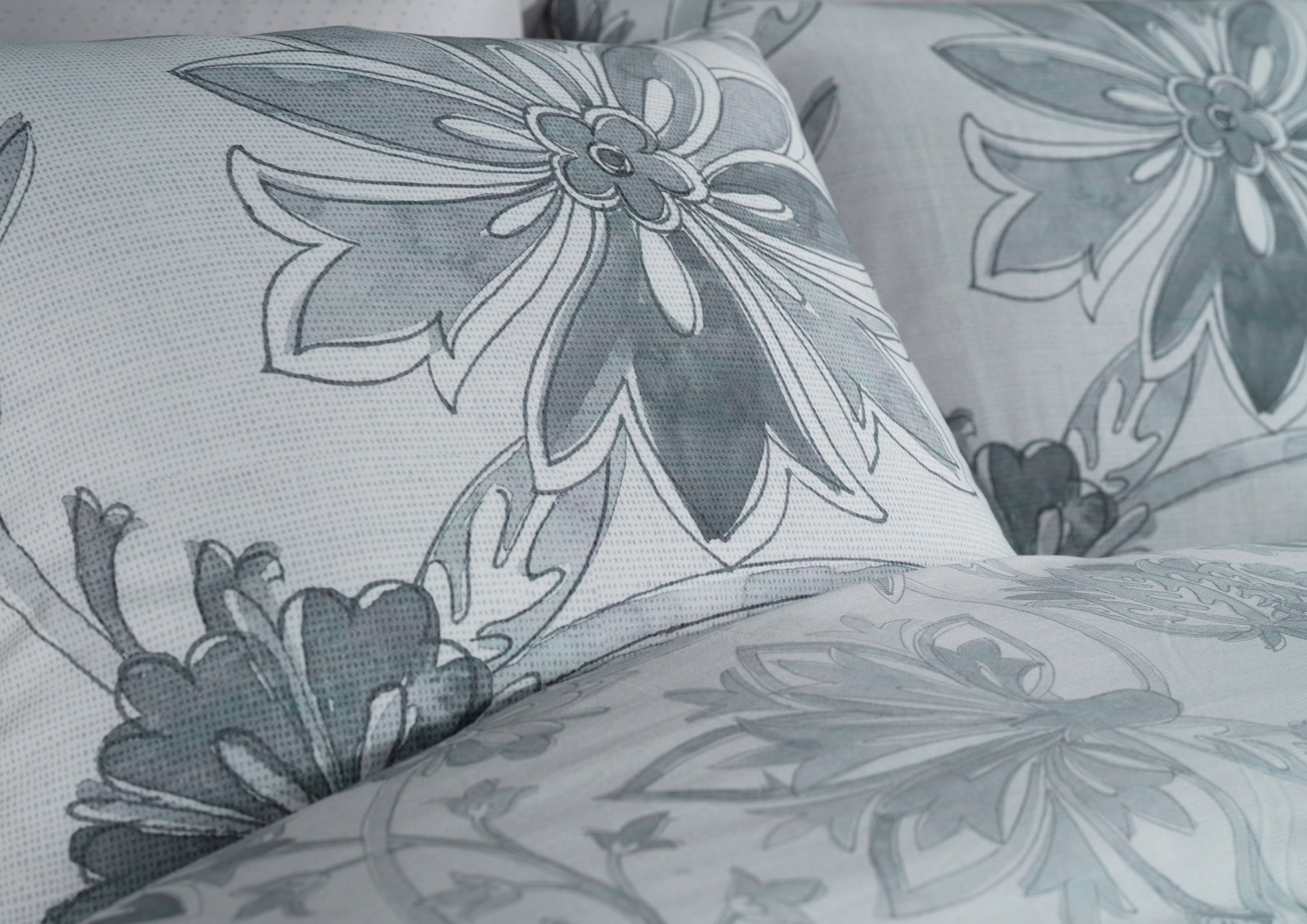 Heckett & Lane Bettwäsche »Heckettlane Bettwäsche Neva« 2 Bettwäsche aus 100% Baumwolle, hochwertige Mako-Satin, ab 135x200 cm.