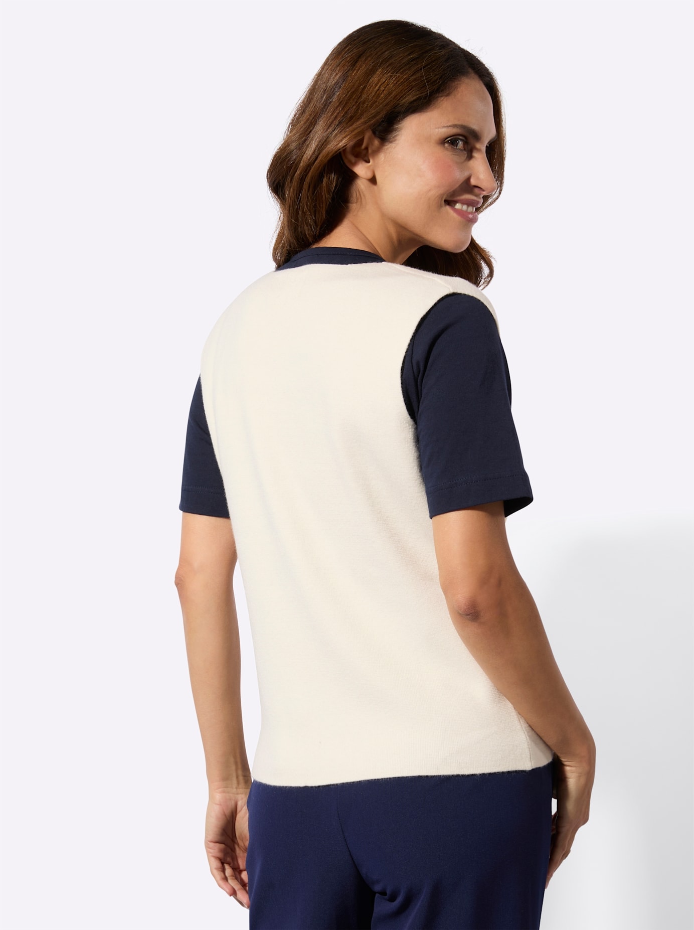 Thumbnail - Lady Strickweste