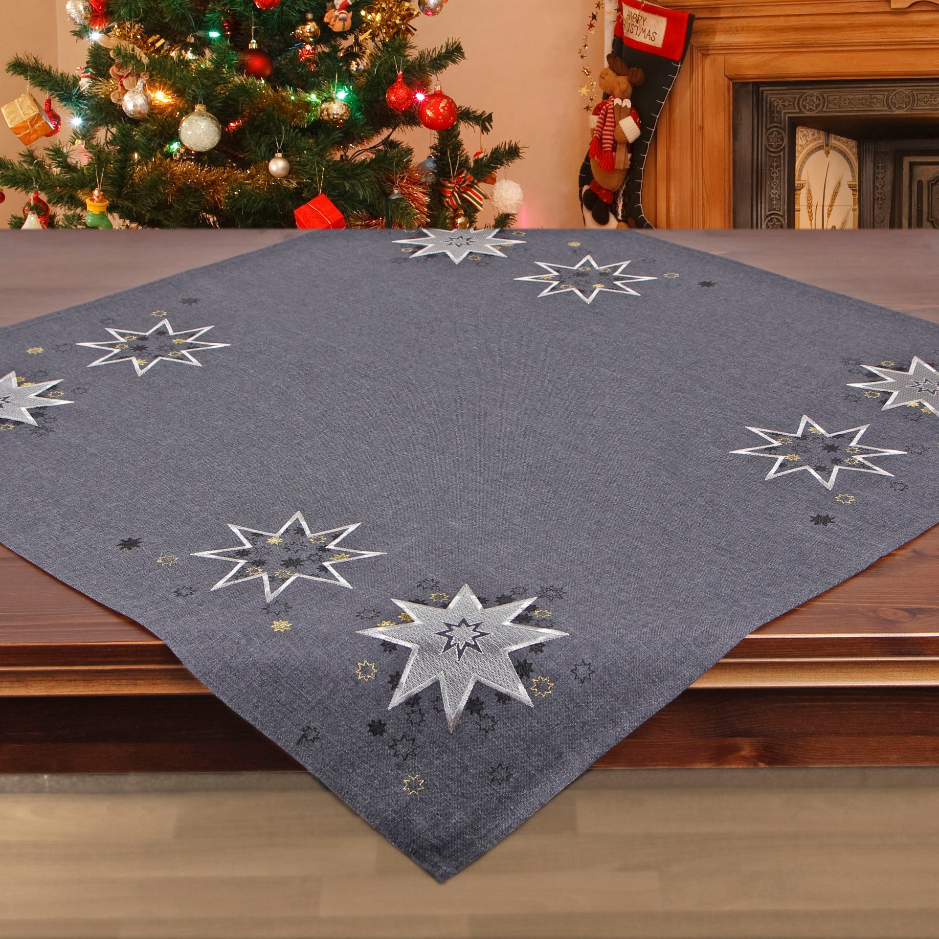 Delindo Lifestyle "Weihnachtssterne" Glattes Gewebe, bestickt