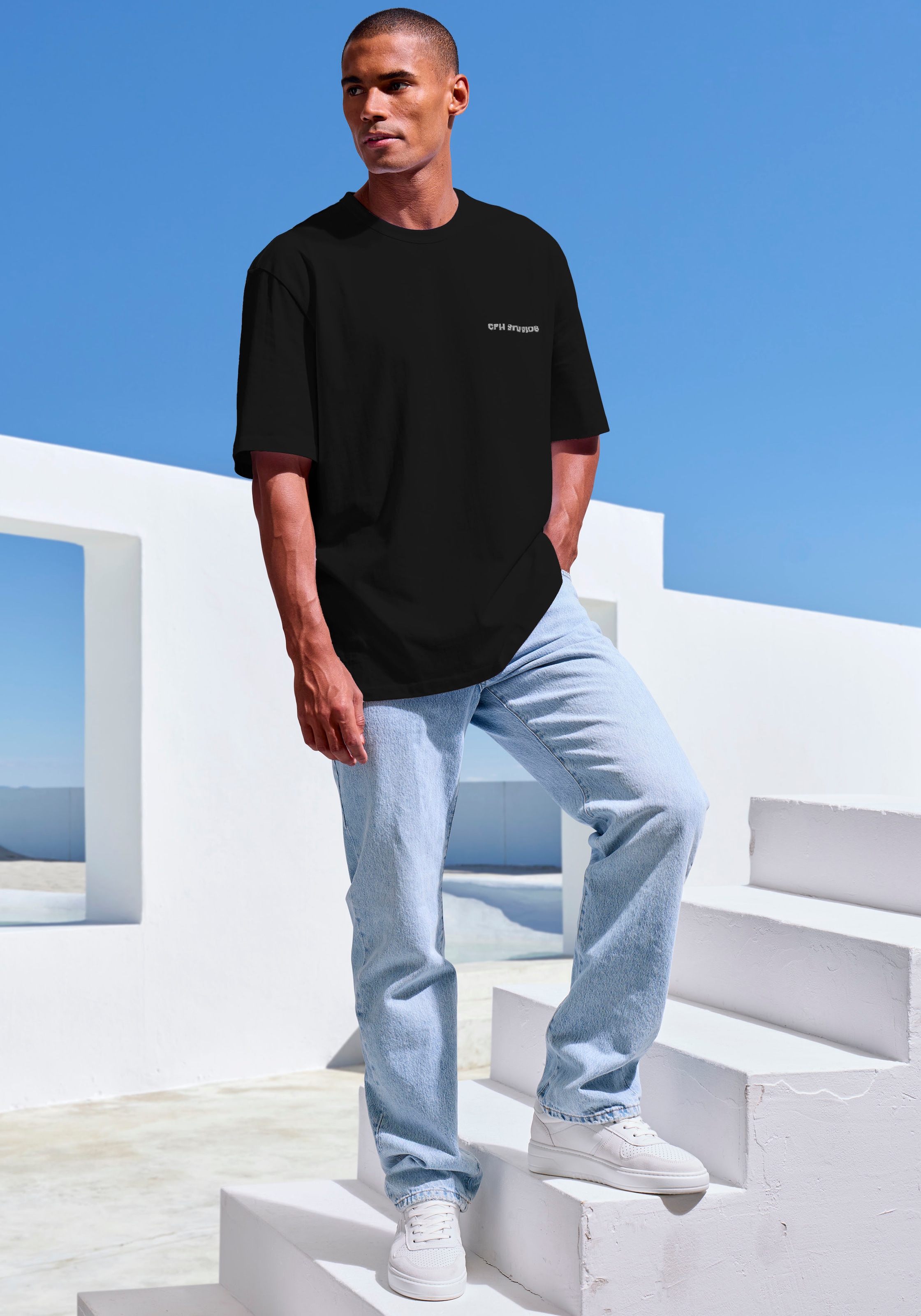 Copenhagen Studios T-Shirt »mit hochwertiger Logostickerei«, Loose-fit, Oversize-Shirt aus heavy Bio-Baumwoll-Qualität