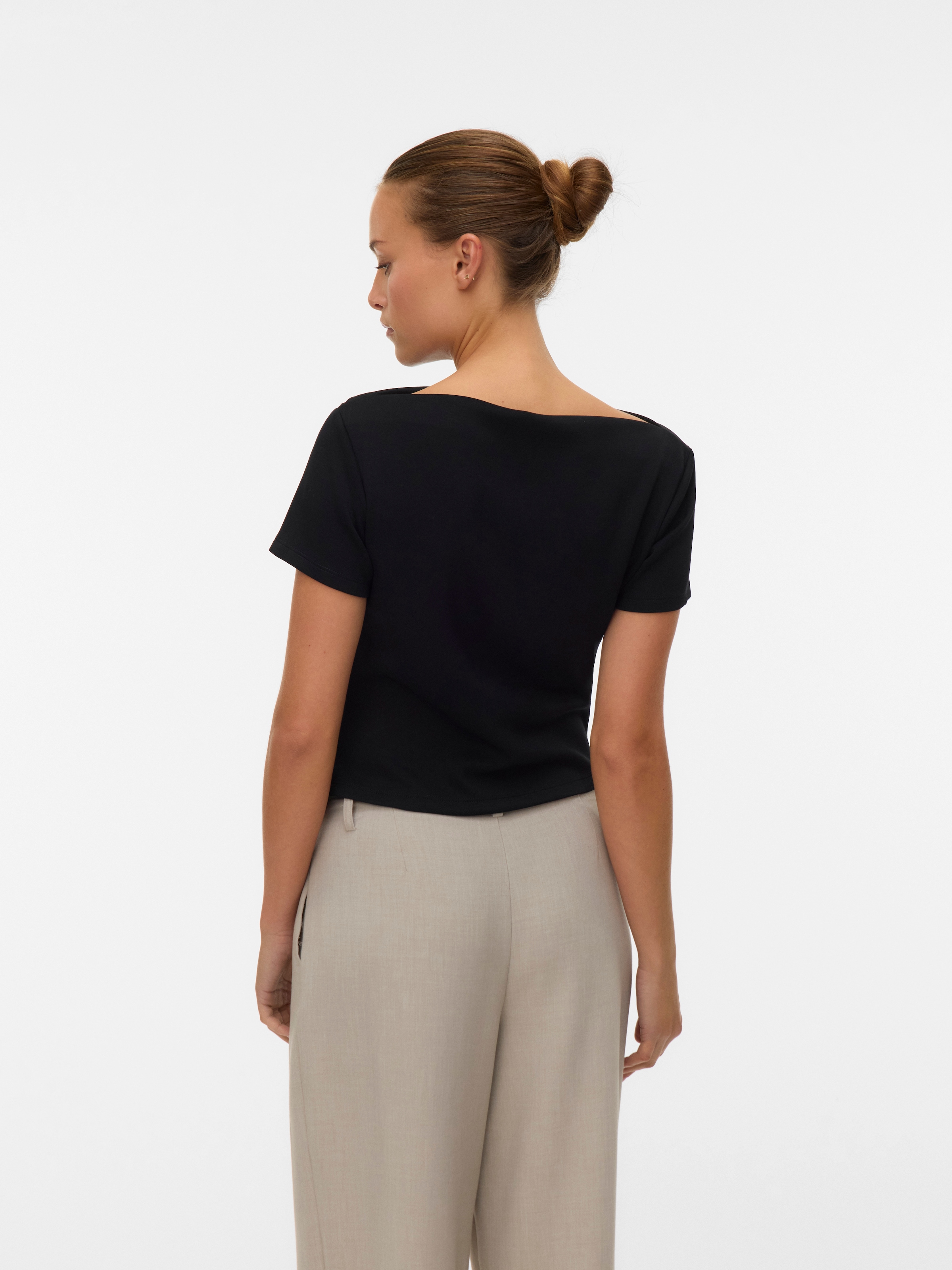 Vero Moda Kurzarmshirt »VMMILLE SS BOATNECK SHORT TOP JRS NOOS« Materialmix, regular fit