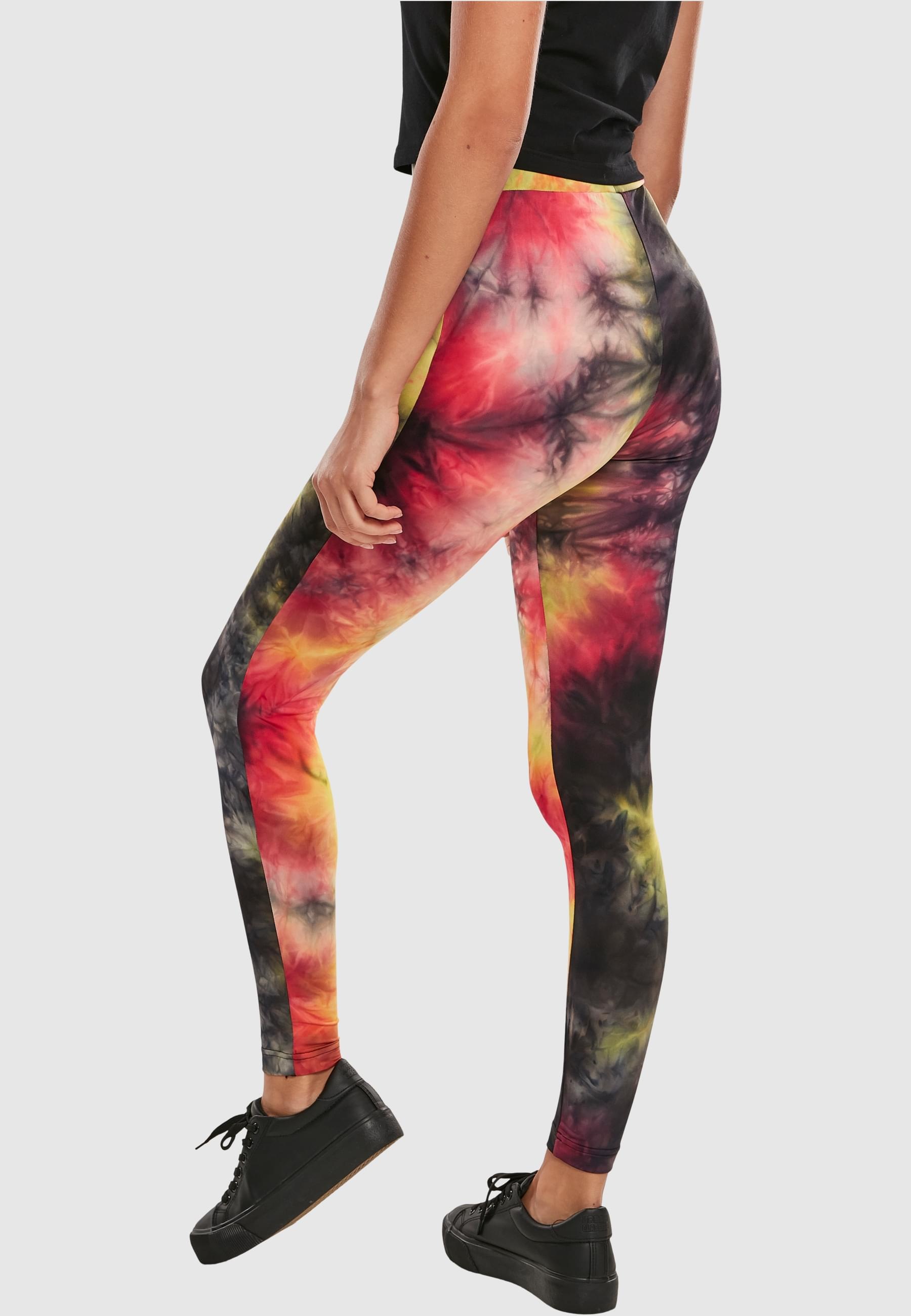 URBAN CLASSICS Leggings »Urban Classics Damen Ladies Tie Dye High Waist Leggings«, (1 tlg.)