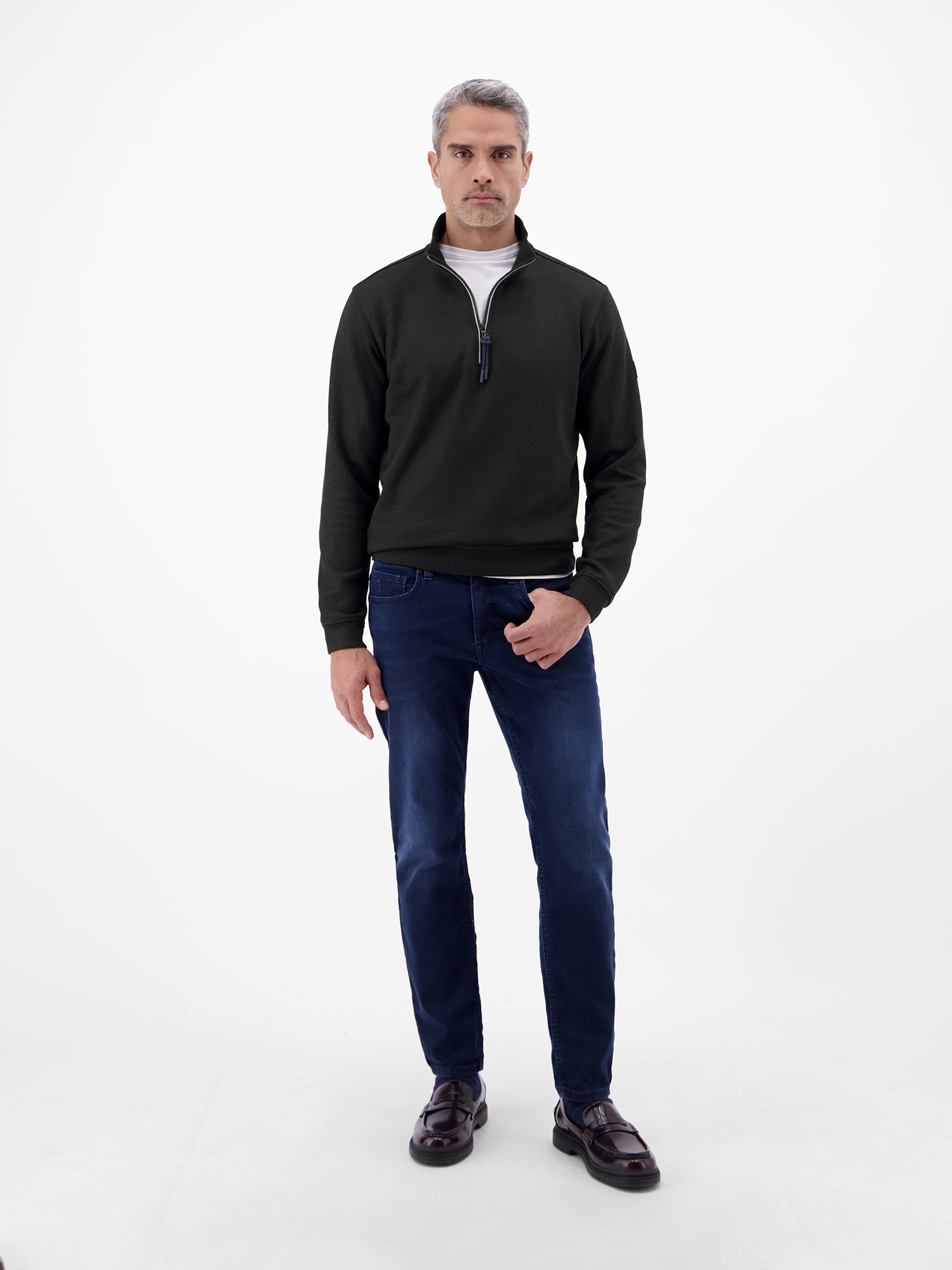 LERROS Sweatshirt »Troyer in hochwertiger Sweatqualität«, Hochwertige Qualität für den Alltag, Regular Fit, Einfarbig
