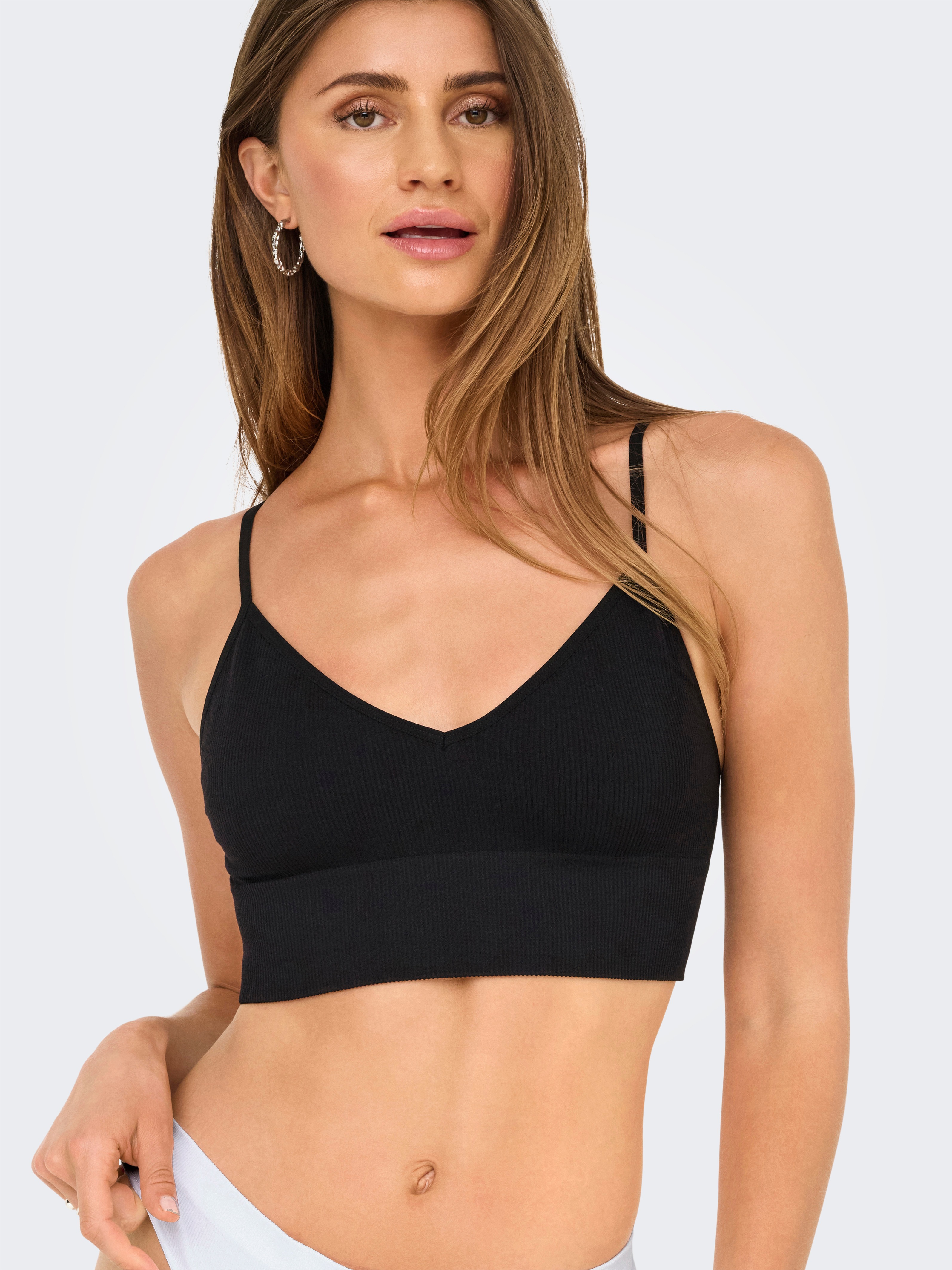 Thumbnail - ONLY Bustier "ONLVICKY RIB S-L V-NECK 3-PACK TOP NOOS" Packung, 3 tlg. figurbetont, modisch, Materialmix, Jersey, Spaghe...