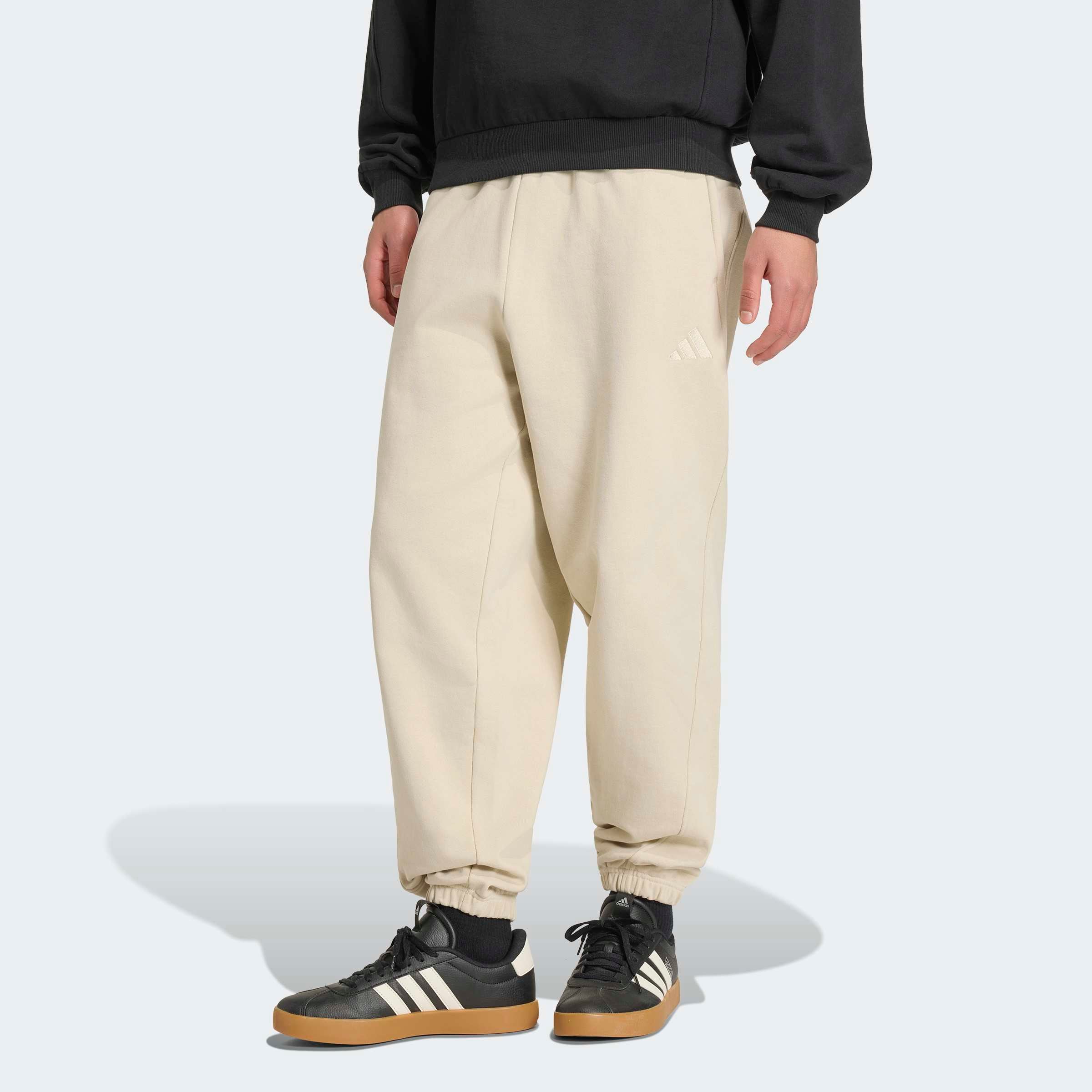 adidas Sportswear "M AK SL R CF PT" Schwere Premium-Qualität, robuste Stoffstruktur