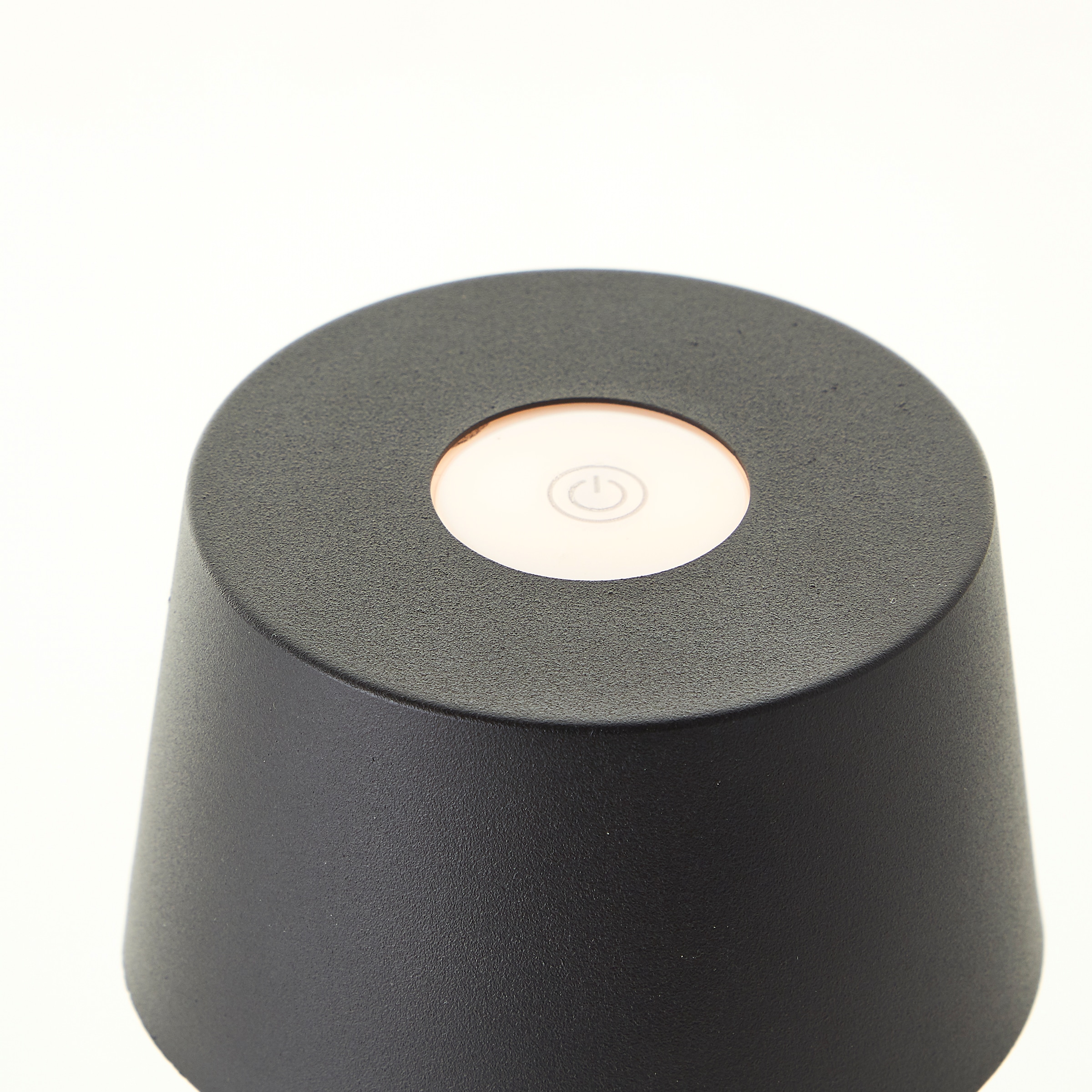 Brilliant LED Außen-Tischleuchte »Jona« LED-Modul 1 Stk. Warmweiß Kabellos, USB, H 25 cm, 170 lm, höhenverstellbar, 3000 K