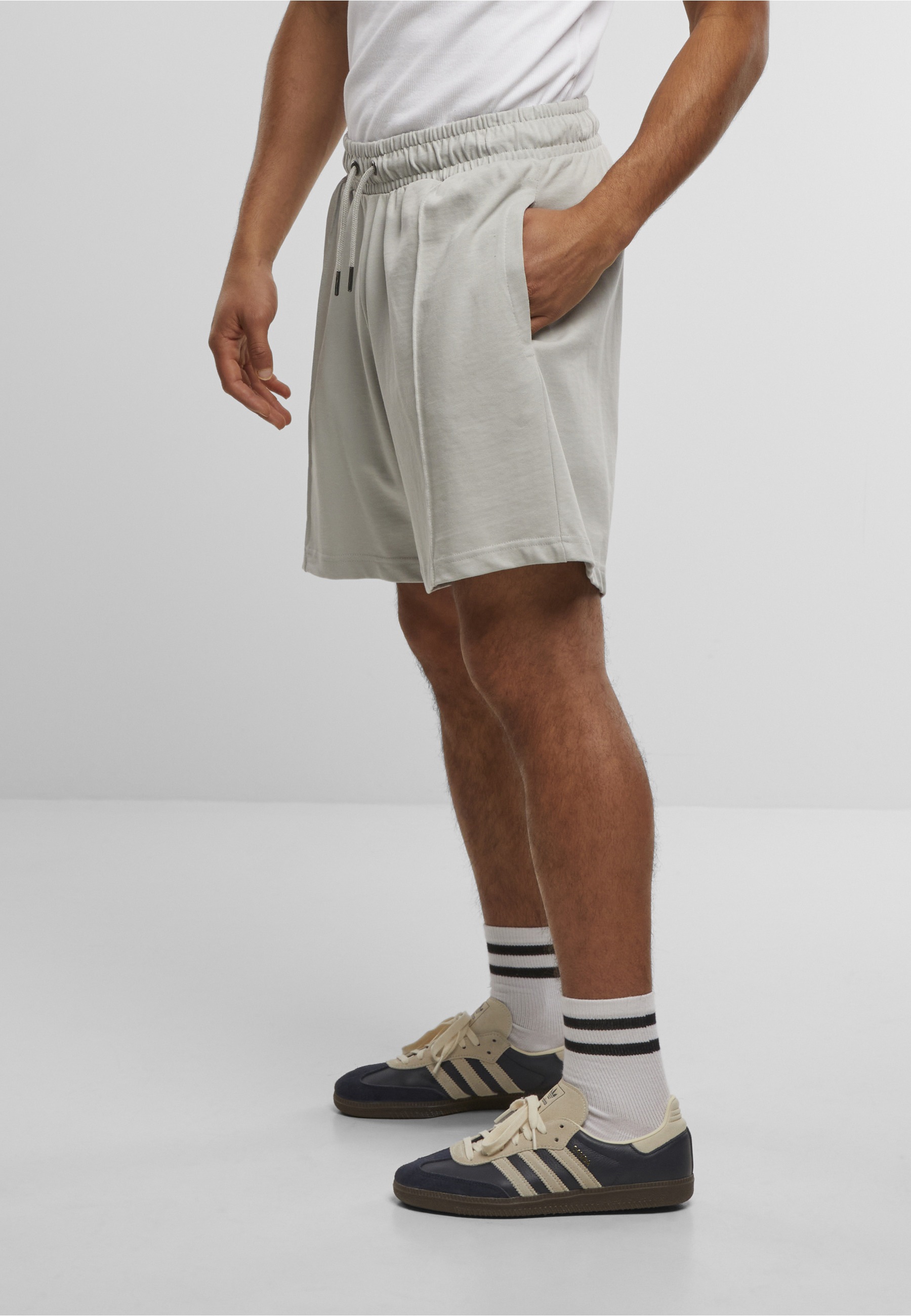 URBAN CLASSICS Sweatshorts »Urban Classics Heavy Jersey Pintuck Track Shorts«